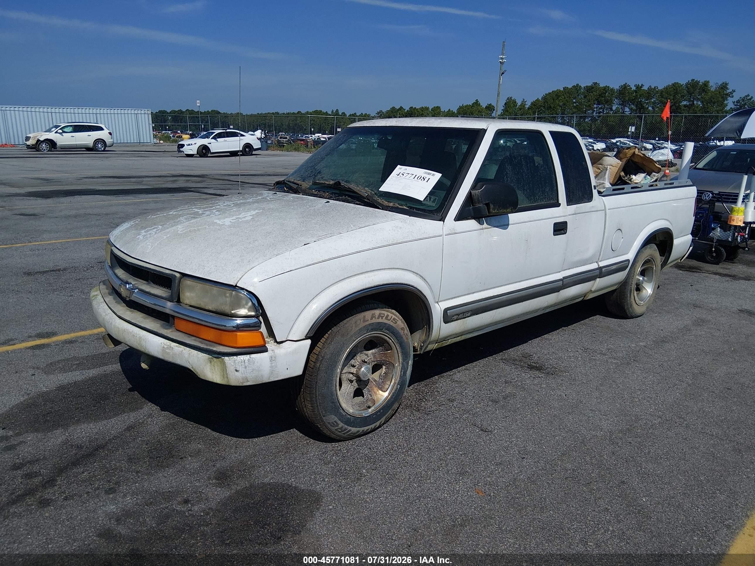 2002 Chevrolet S-10 Ls Белый vin: 1GCCS19W128106255