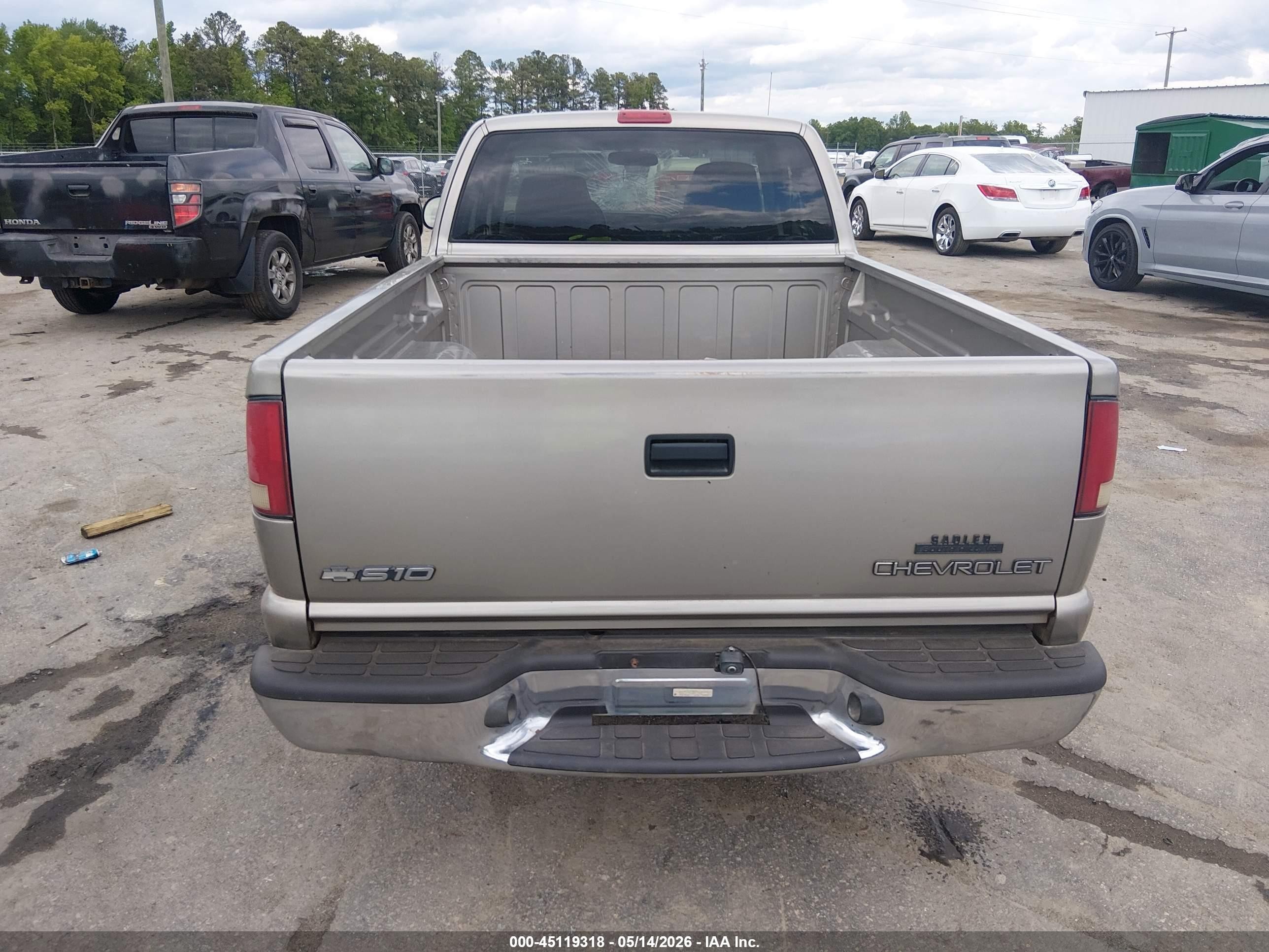 2002 Chevrolet S-10 Ls Gray vin: 1GCCS19W128173163