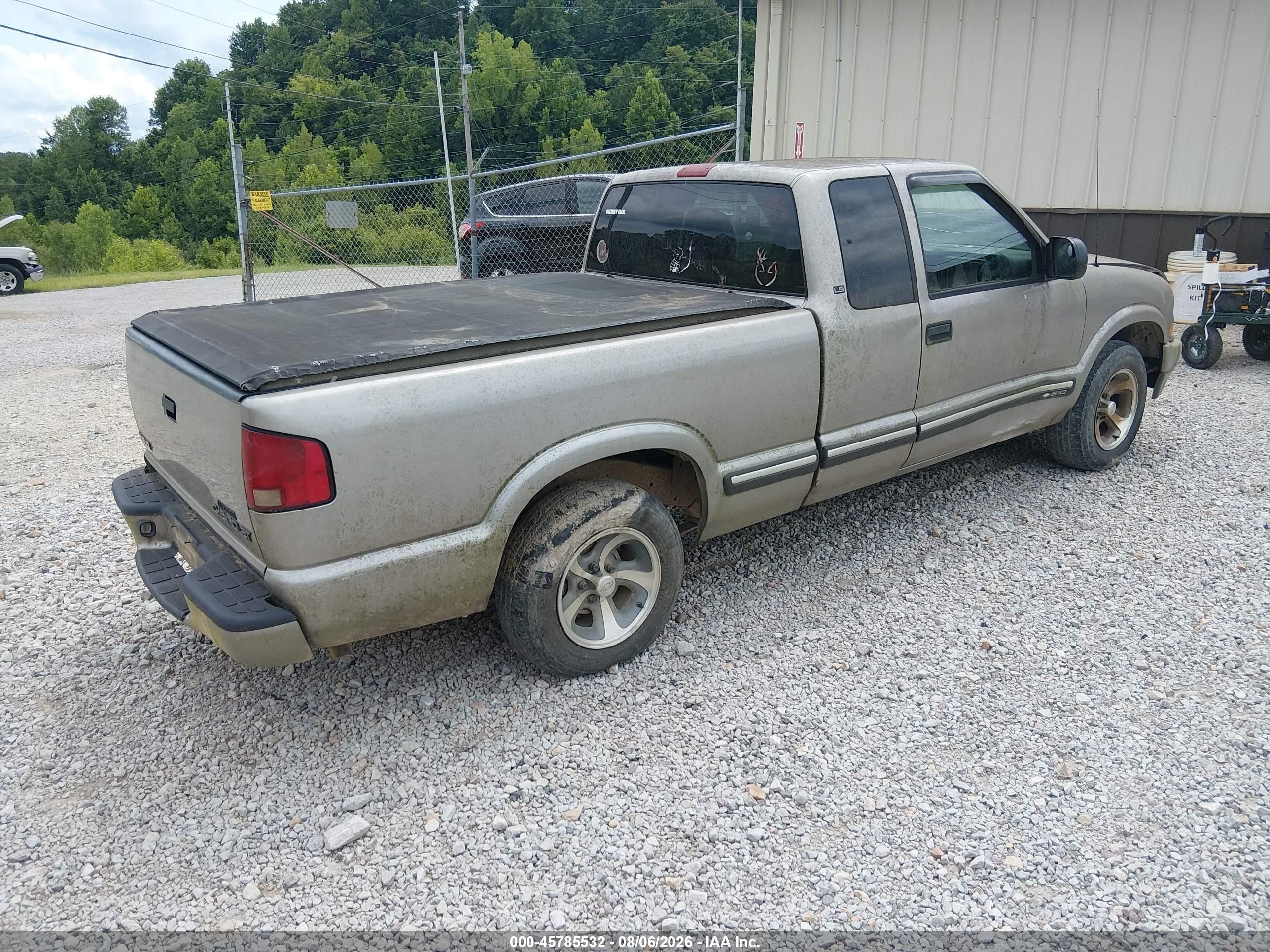 2001 Chevrolet S-10 Ls Champagne vin: 1GCCS19W218140803