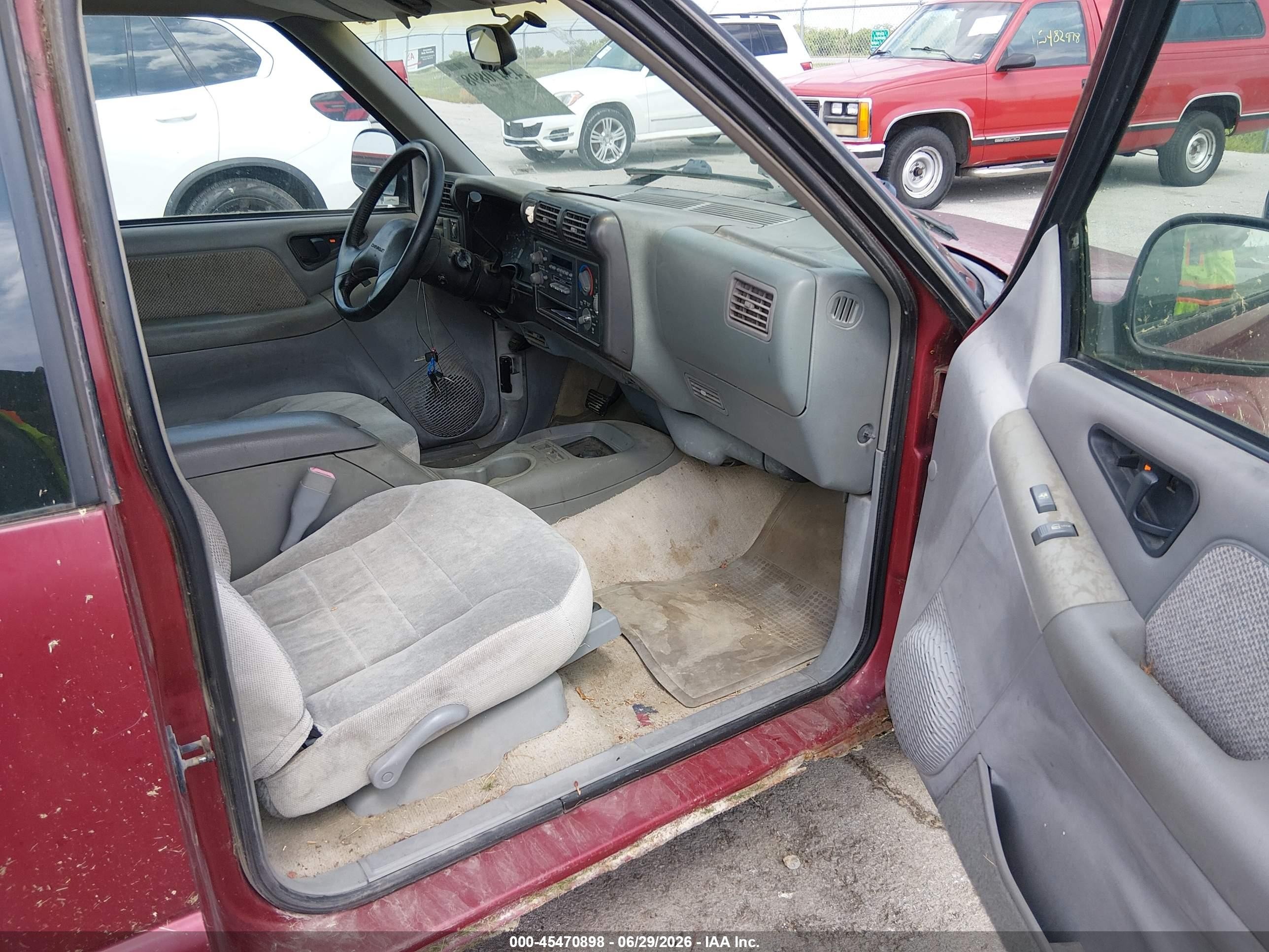 1994 Chevrolet S Truck S10 Maroon vin: 1GCCS19W2R8143079