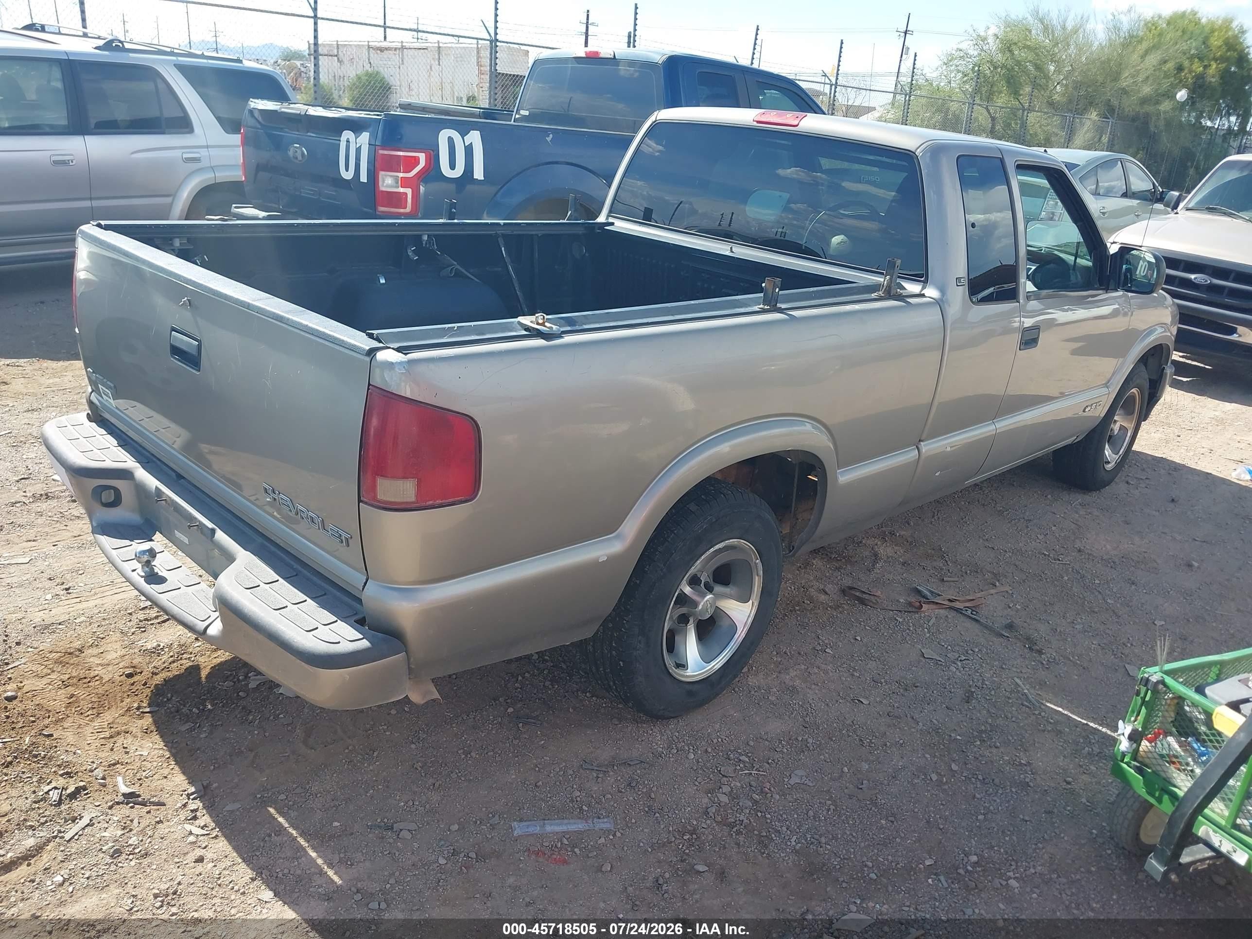2002 Chevrolet S-10 Ls Champagne vin: 1GCCS19W328206728