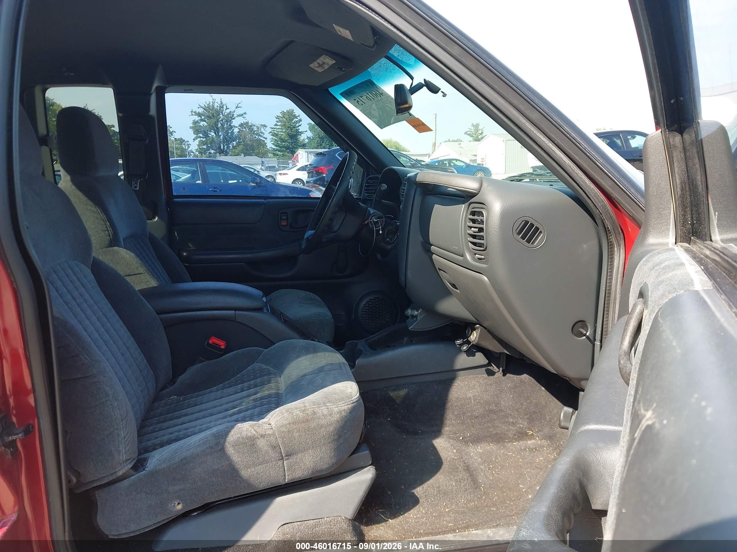 2000 Chevrolet S-10 Ls Red vin: 1GCCS19W3Y8233243