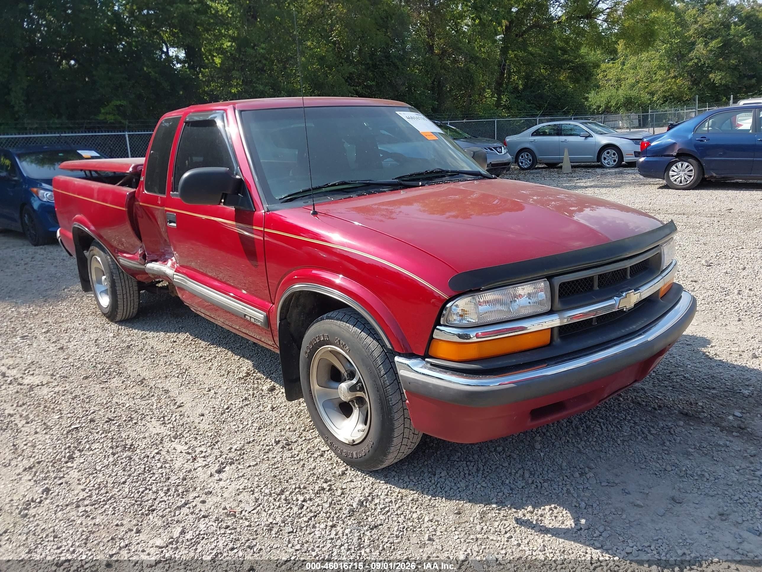 2000 Chevrolet S-10 Ls Red vin: 1GCCS19W3Y8233243
