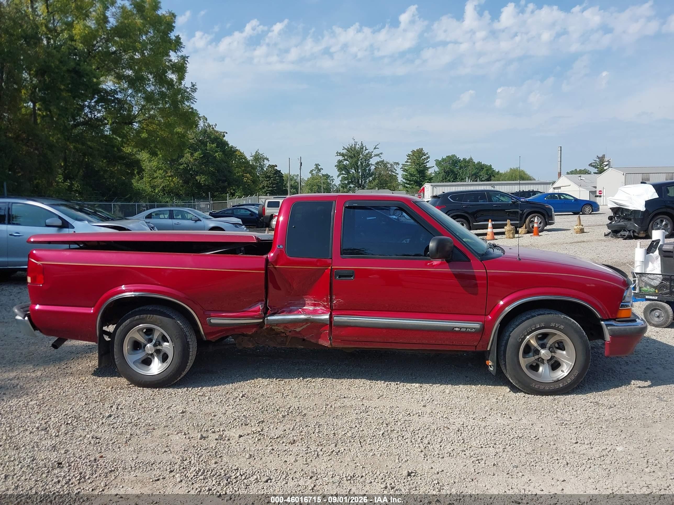 2000 Chevrolet S-10 Ls Red vin: 1GCCS19W3Y8233243