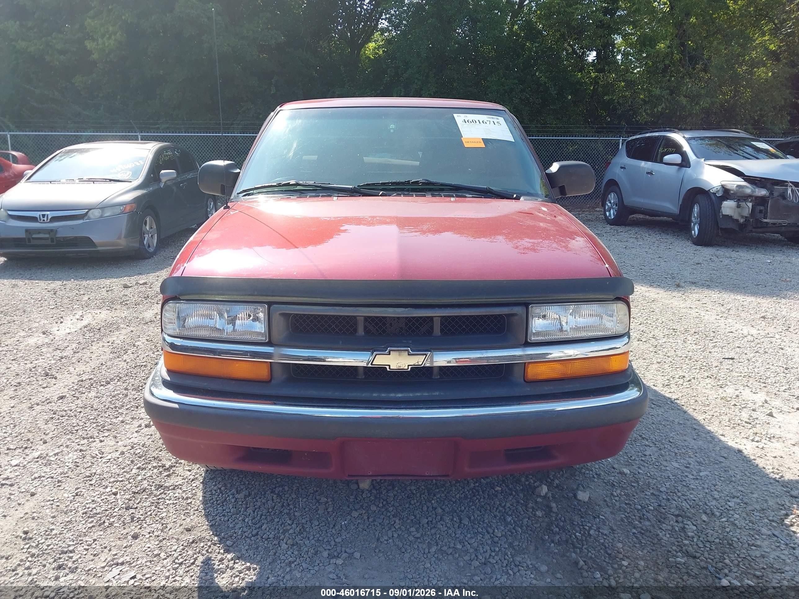 2000 Chevrolet S-10 Ls Red vin: 1GCCS19W3Y8233243