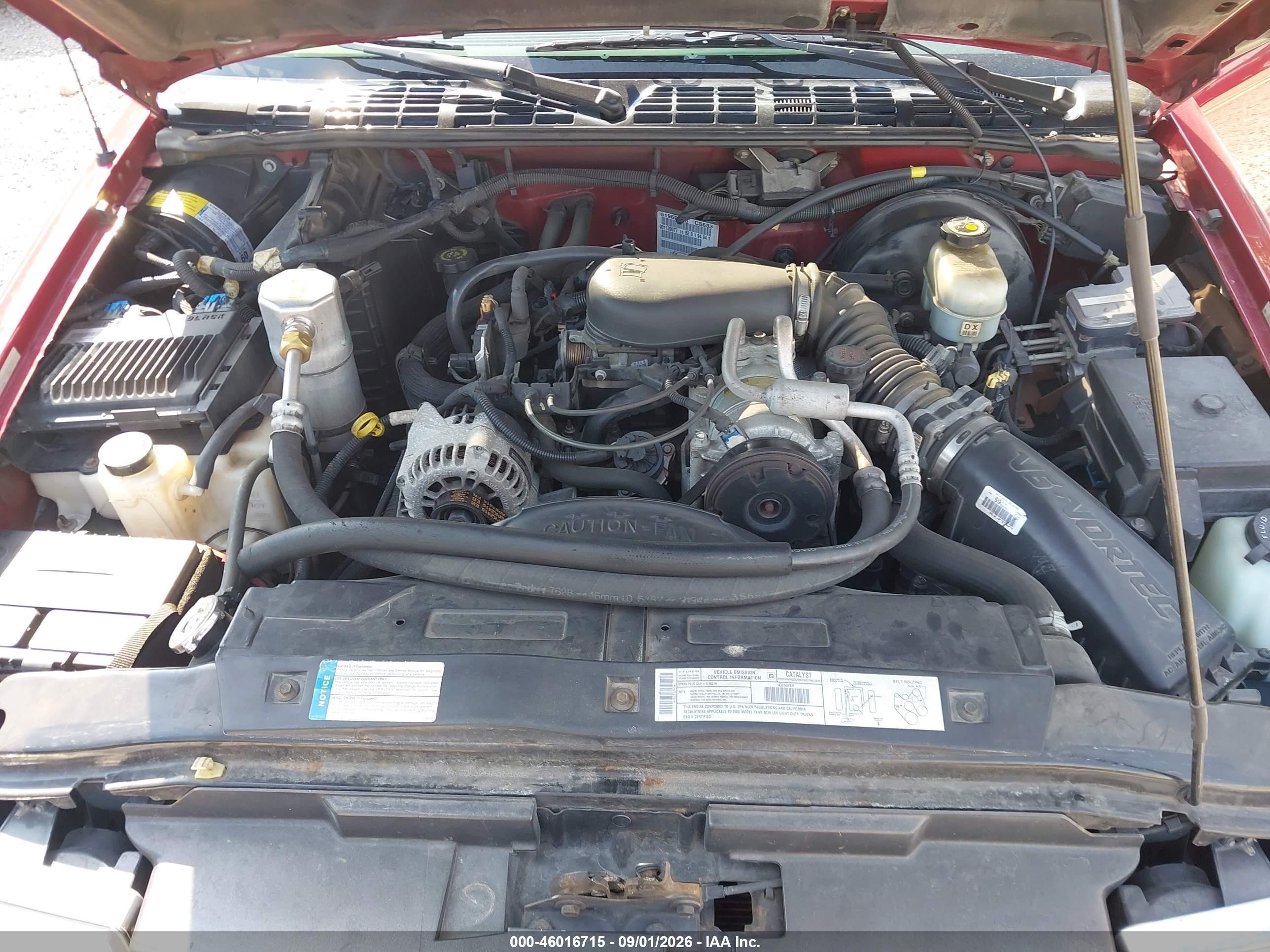 2000 Chevrolet S-10 Ls Red vin: 1GCCS19W3Y8233243