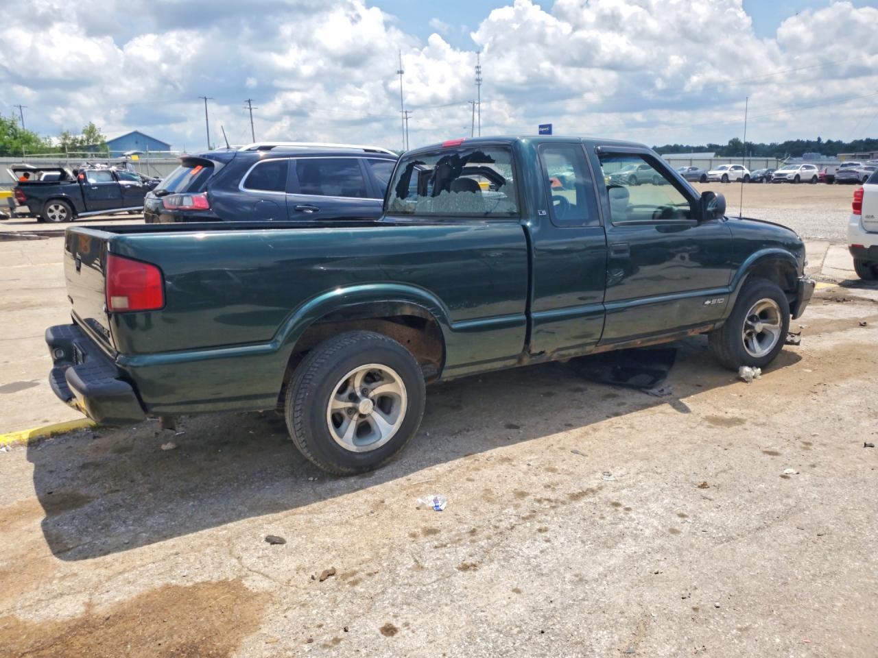 2001 Chevrolet S Truck S10 Green vin: 1GCCS19W418249750