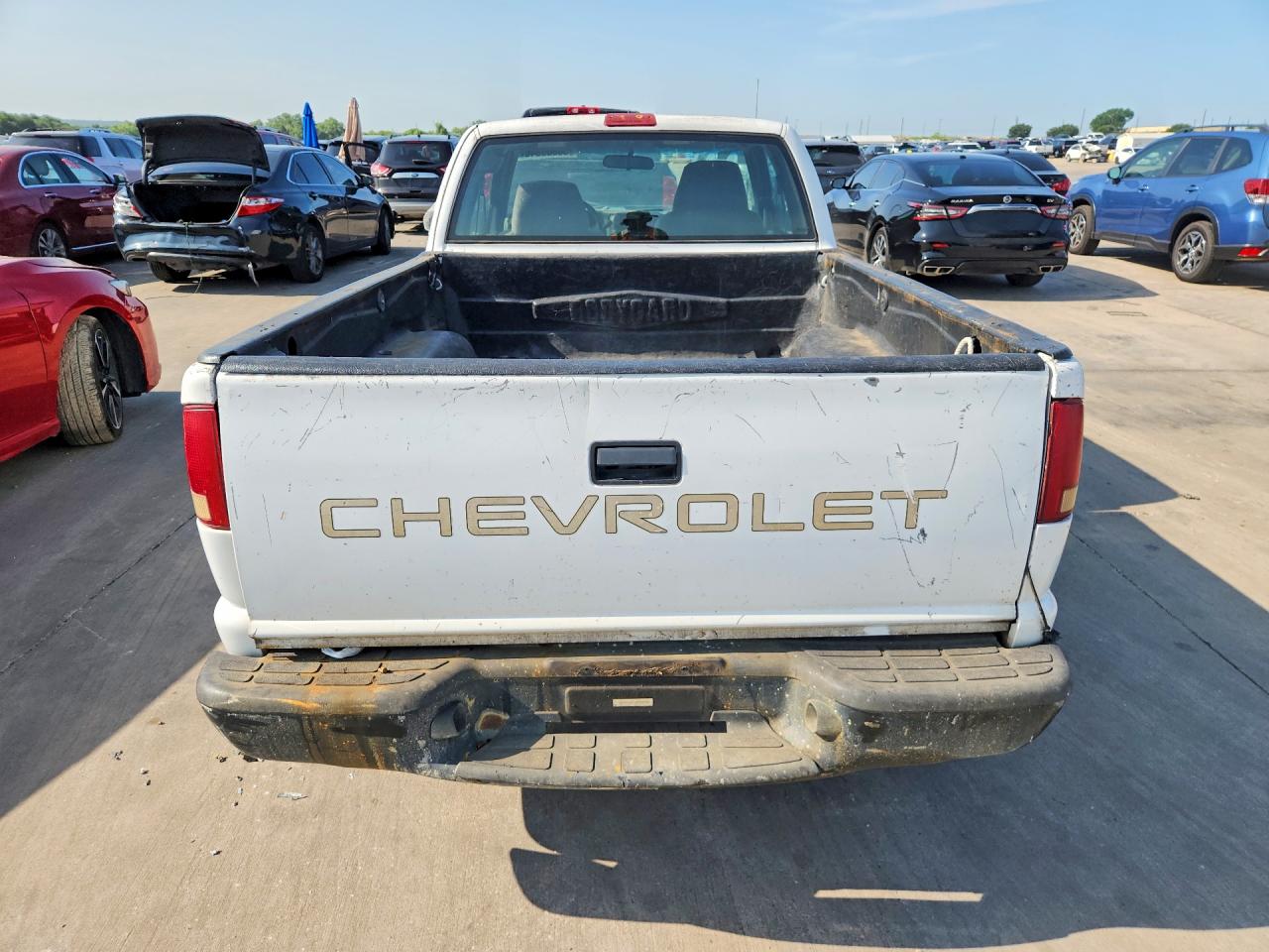2002 Chevrolet S Truck S10 Белый vin: 1GCCS19W428241620