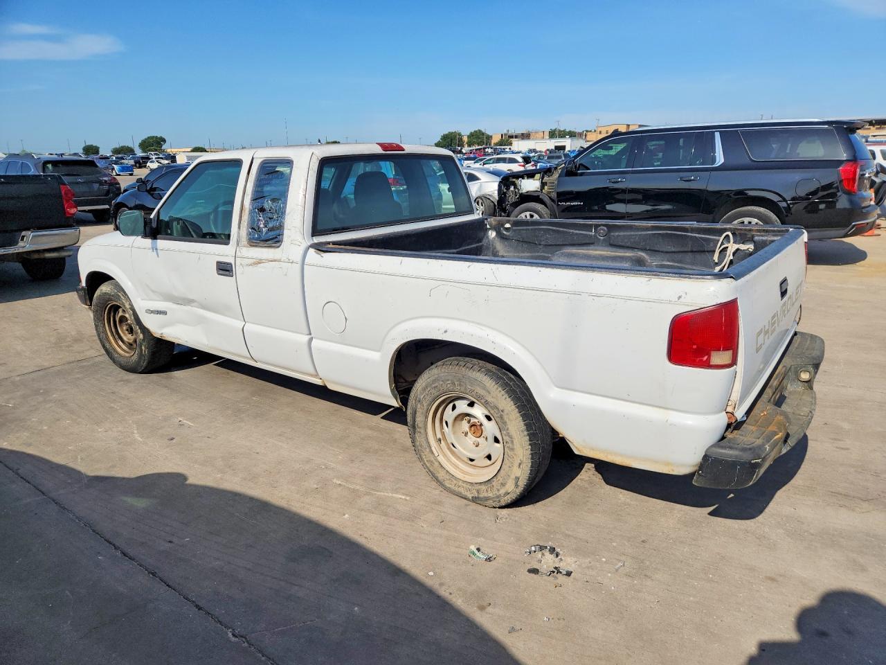 2002 Chevrolet S Truck S10 Белый vin: 1GCCS19W428241620