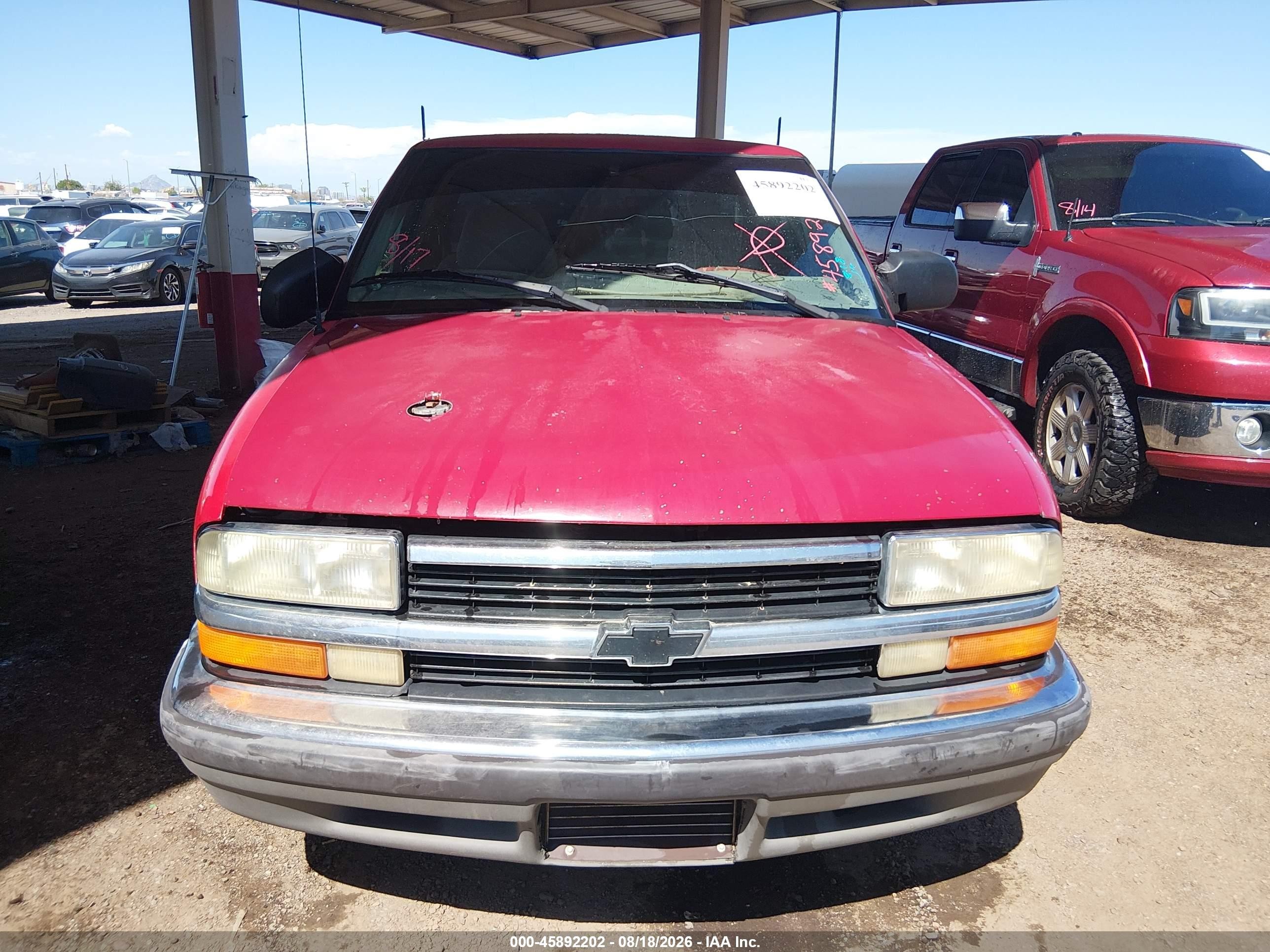 1998 Chevrolet S-10 Ls Fleetside Red vin: 1GCCS19W4W8191193