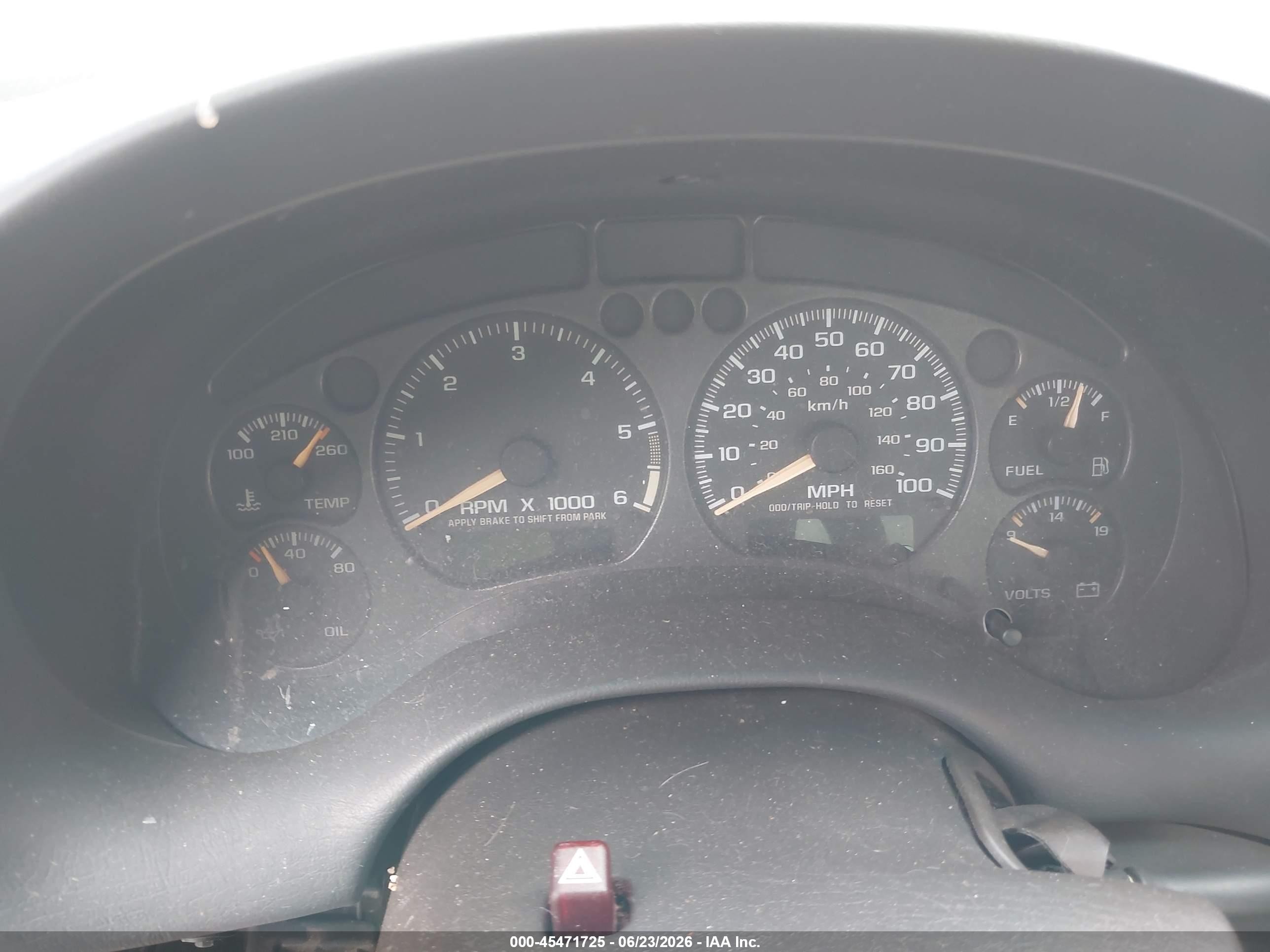 2002 Chevrolet S-10 Ls Beige vin: 1GCCS19W528113242