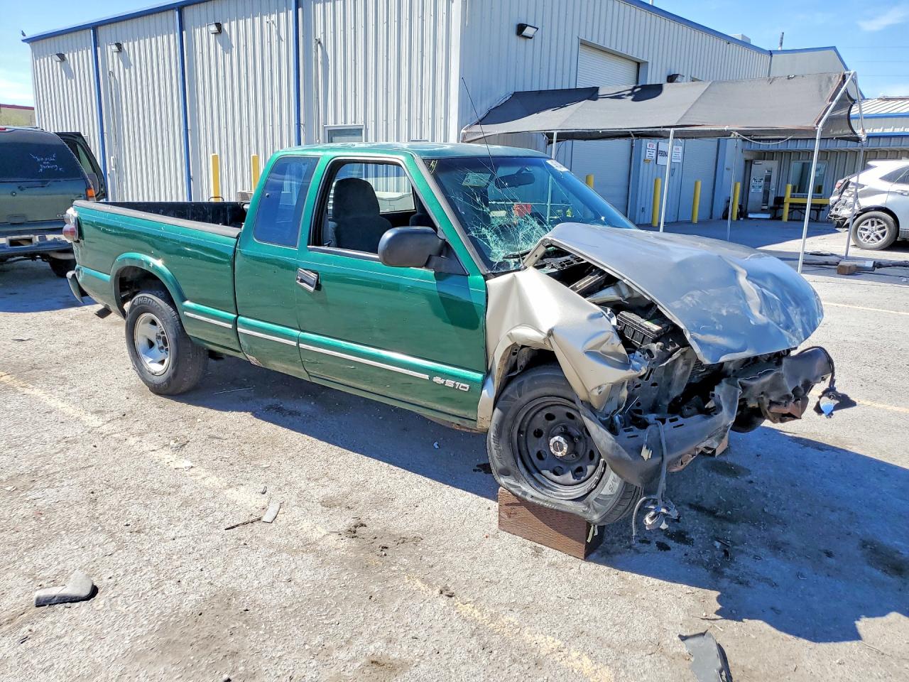 2000 Chevrolet S Truck S10 Green vin: 1GCCS19W5YK203048