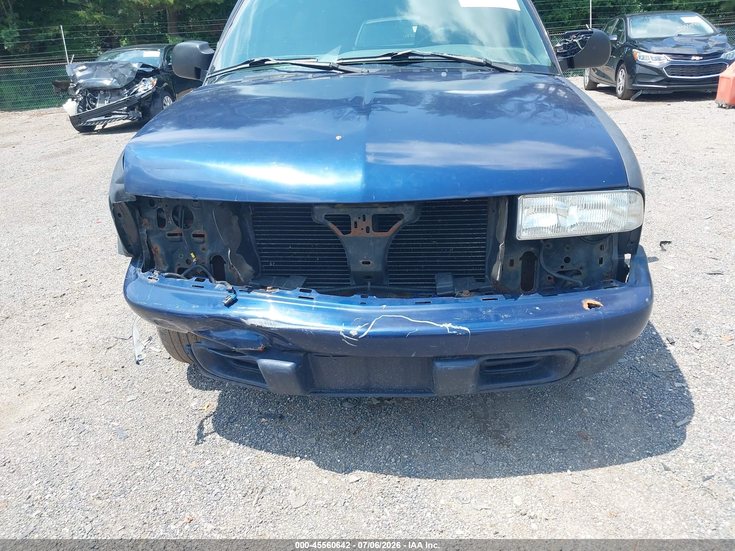 2001 Chevrolet S-10 Ls Dark Blue vin: 1GCCS19W618175697