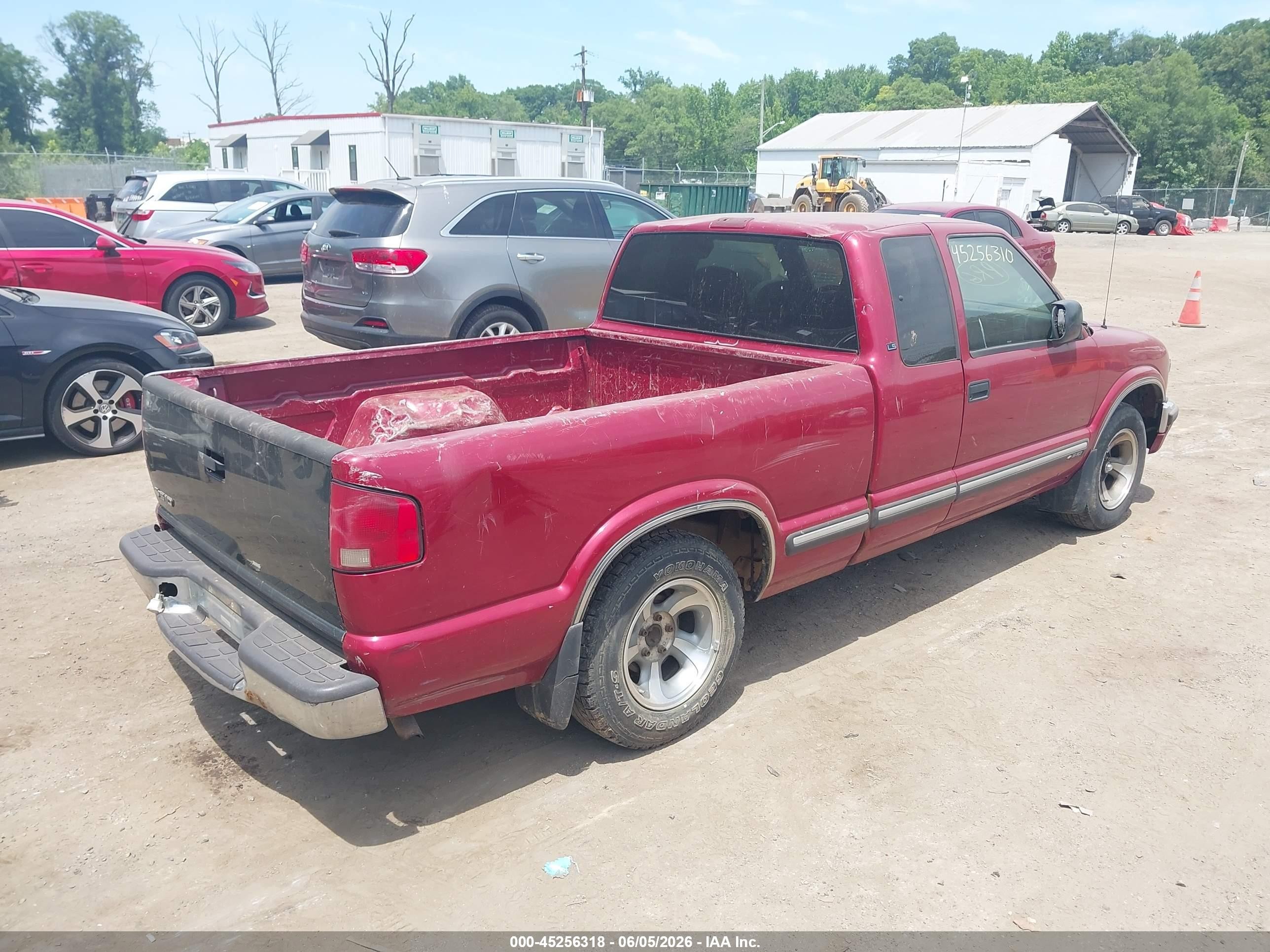 2001 Chevrolet S-10 Ls Red vin: 1GCCS19W718148198