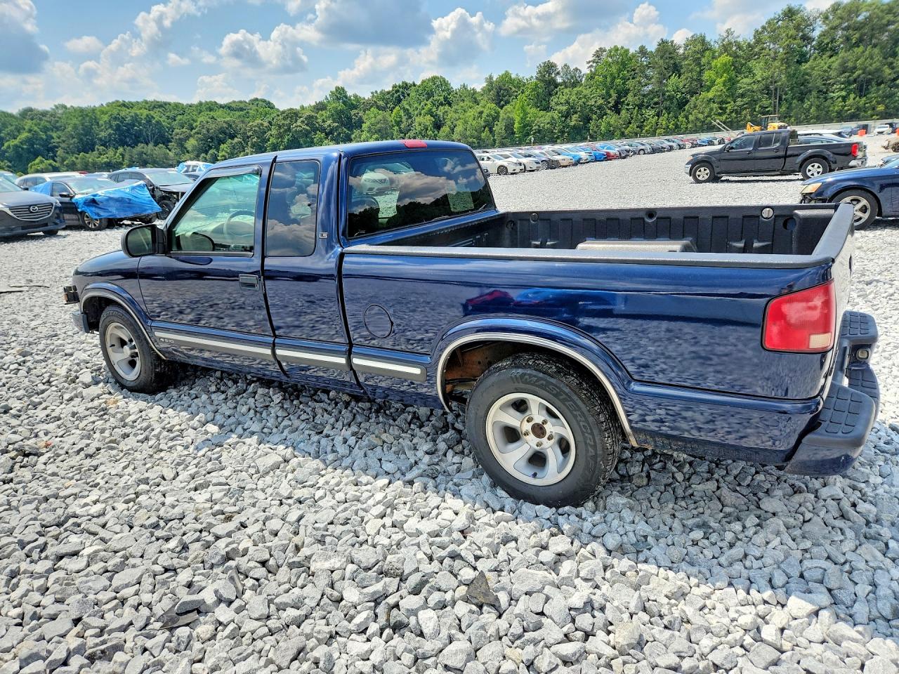 2000 Chevrolet S Truck S10 White vin: 1GCCS19W7Y8148177