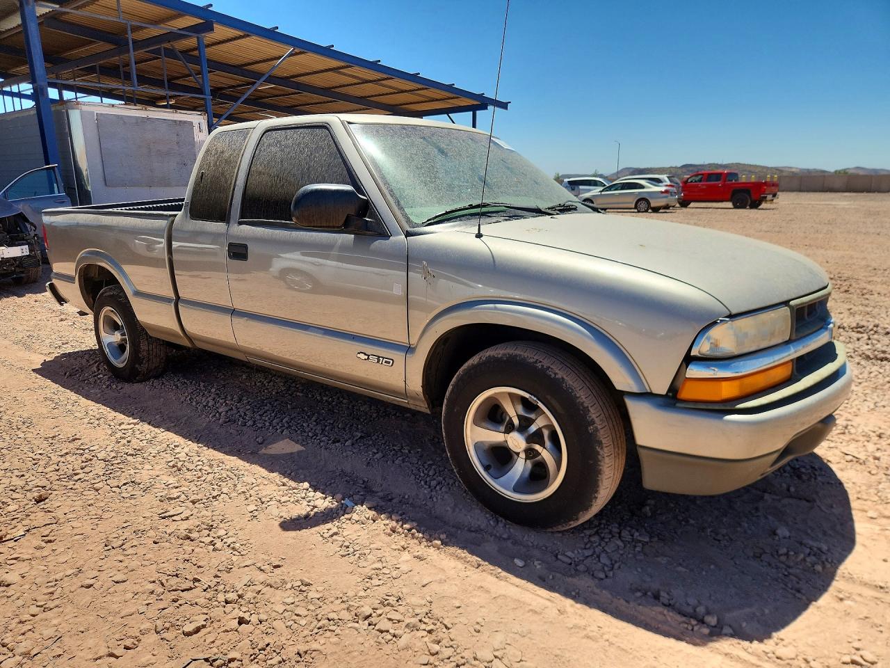 2000 Chevrolet S Truck S10 Tan vin: 1GCCS19W7Y8260087
