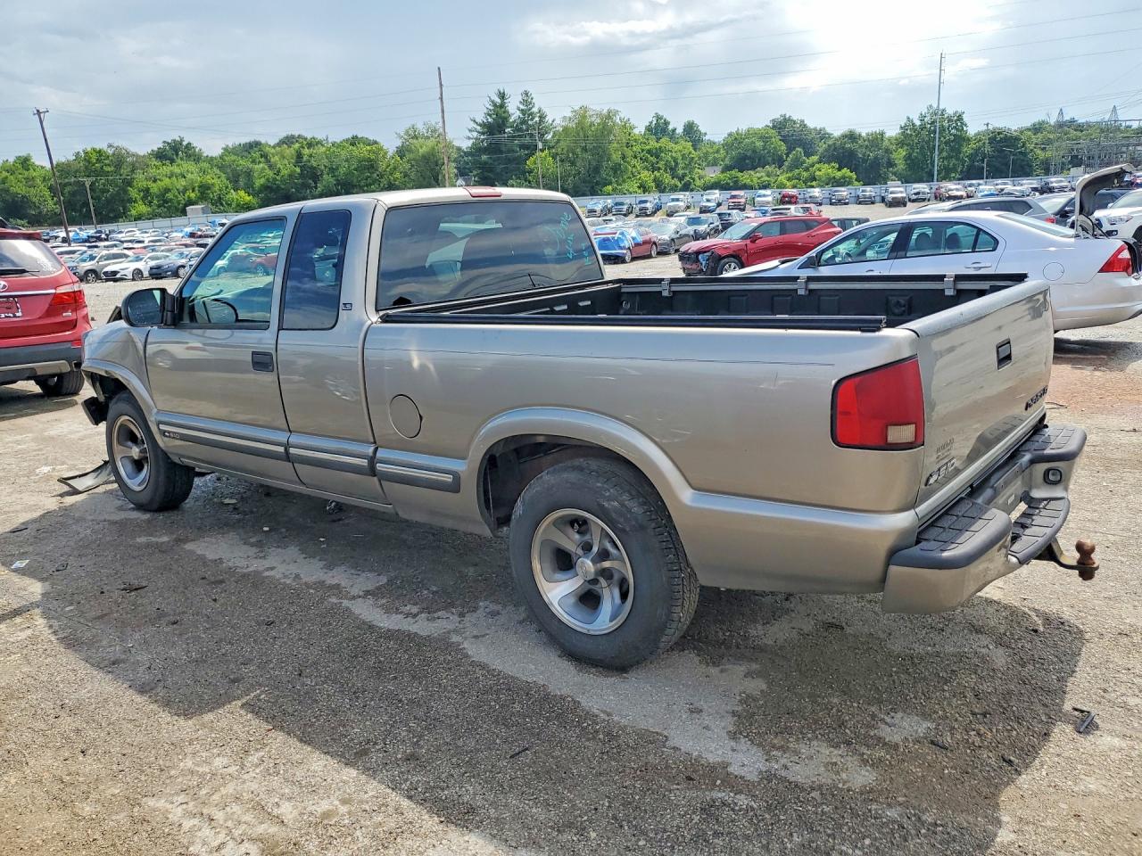 2001 Chevrolet S Truck S10 Gray vin: 1GCCS19W818100483