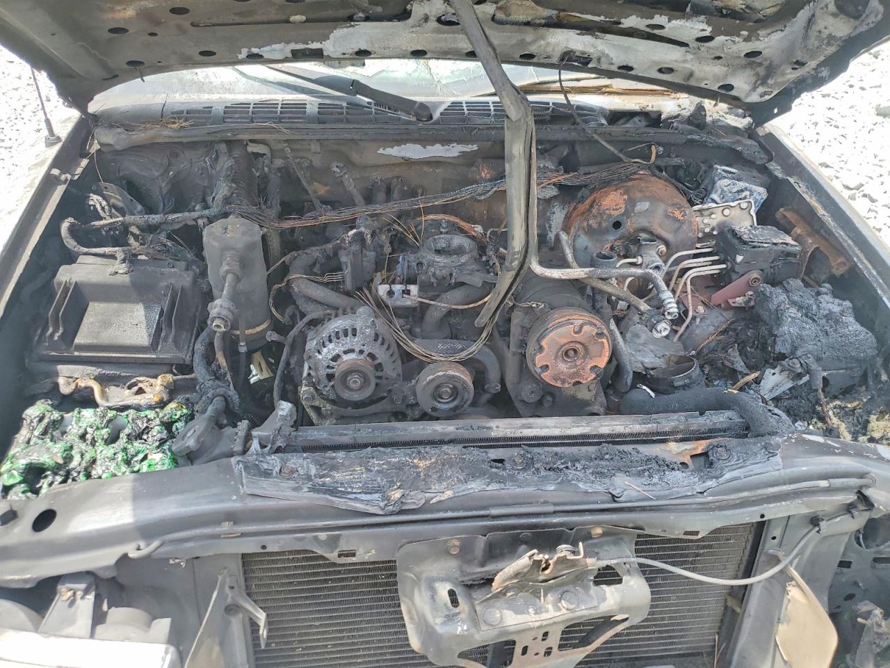 2002 Chevrolet S Truck S10 Пожар vin: 1GCCS19W828242866