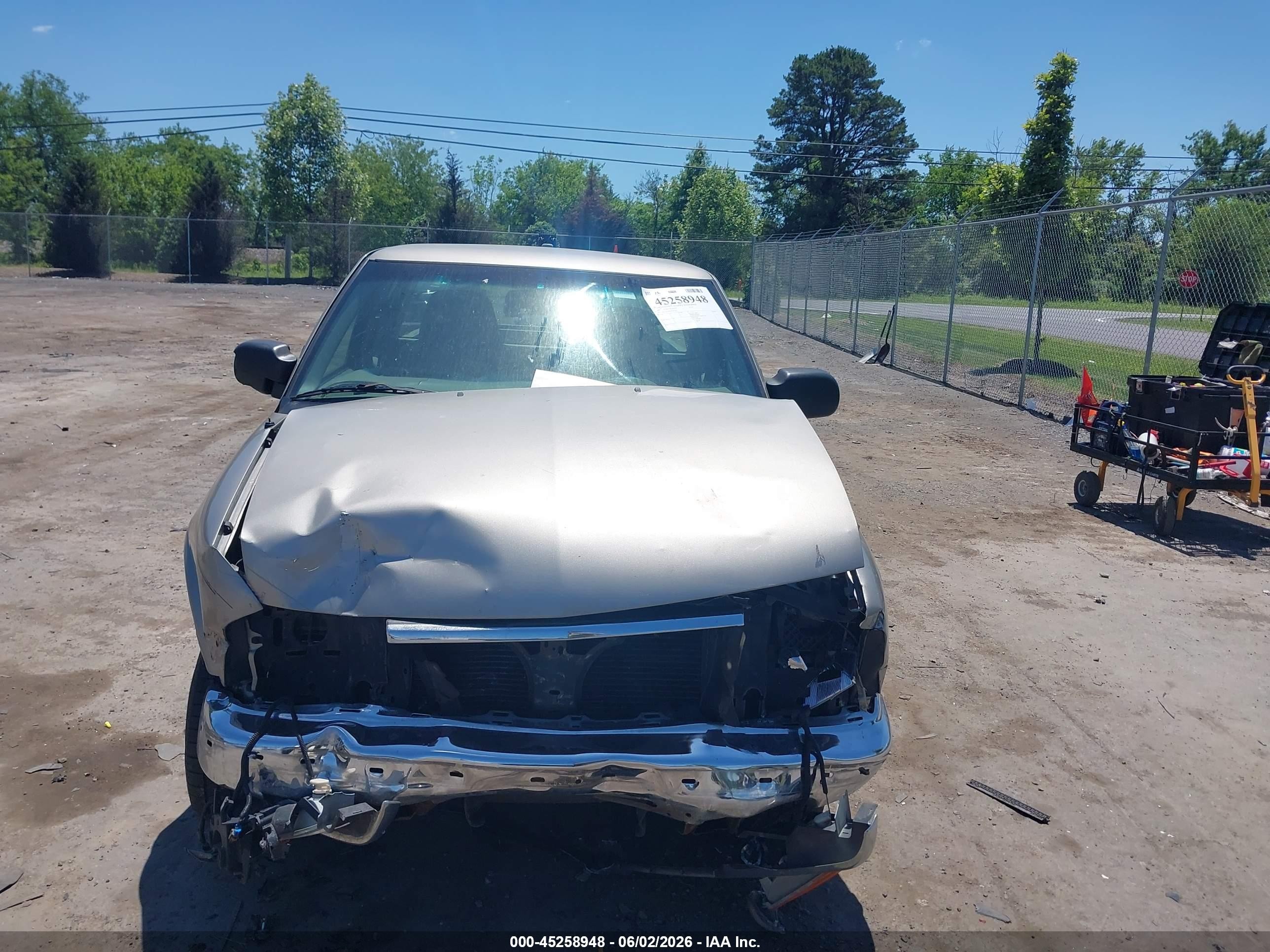 2000 Chevrolet S-10 Ls Gold vin: 1GCCS19W8YK287365