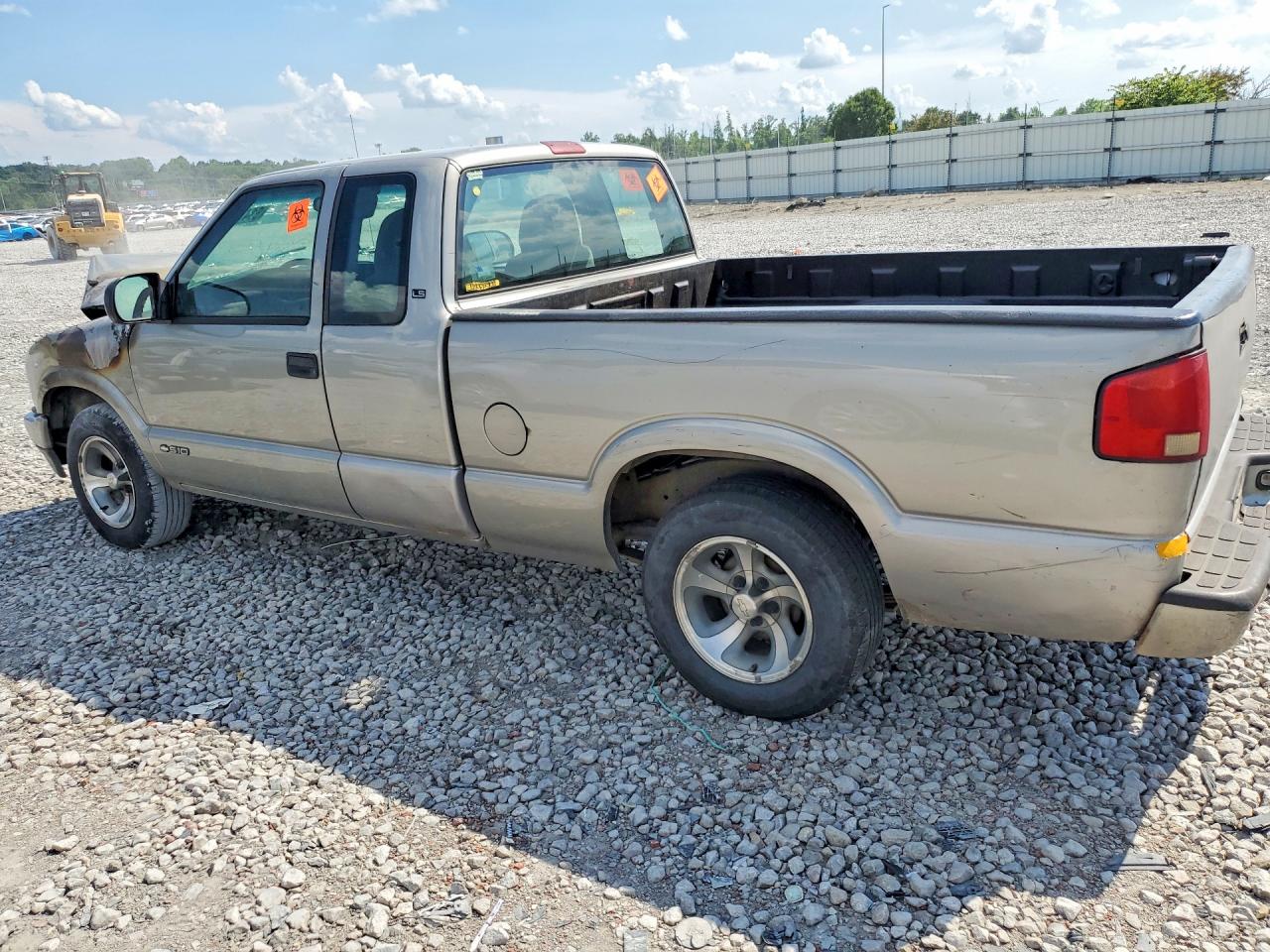 2001 Chevrolet S Truck S10 Silver vin: 1GCCS19W918238405