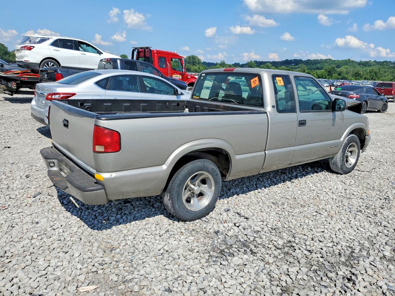 2001 Chevrolet S Truck S10 Silver vin: 1GCCS19W918238405