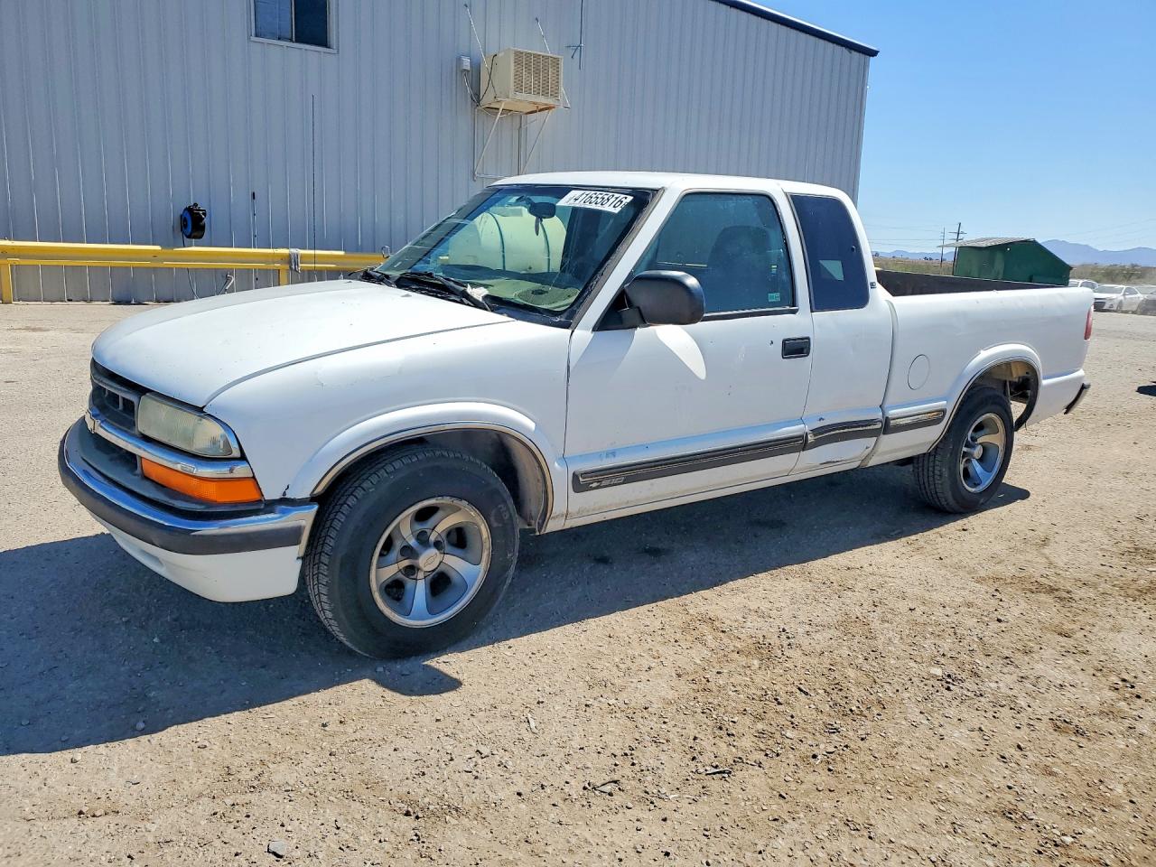 2002 Chev S-10 Белый vin: 1GCCS19W928216650