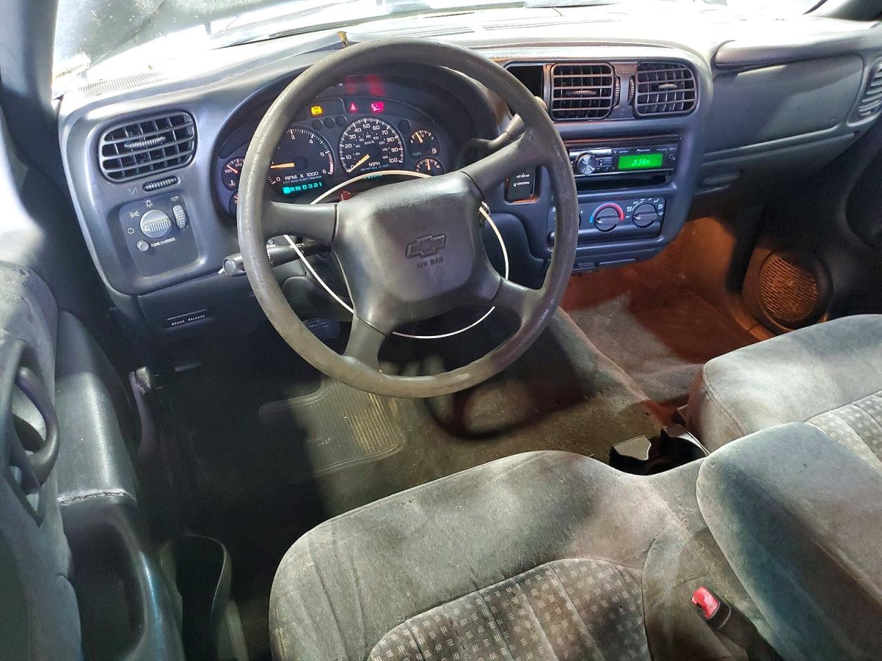 2000 Chevrolet S Truck S10 Black vin: 1GCCS19W9Y8299747