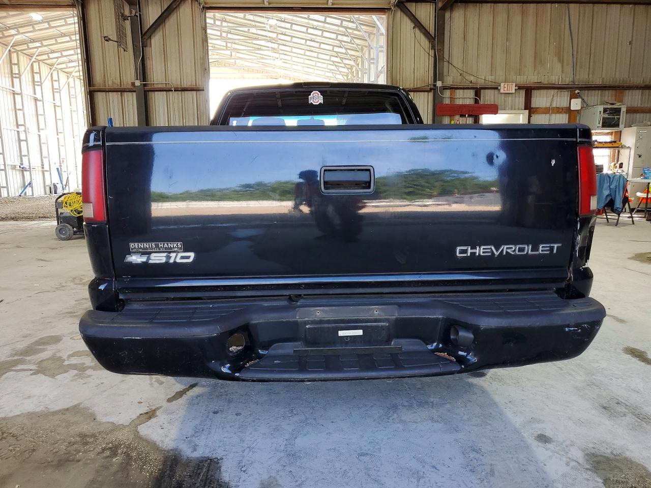 2000 Chevrolet S Truck S10 Black vin: 1GCCS19W9Y8299747