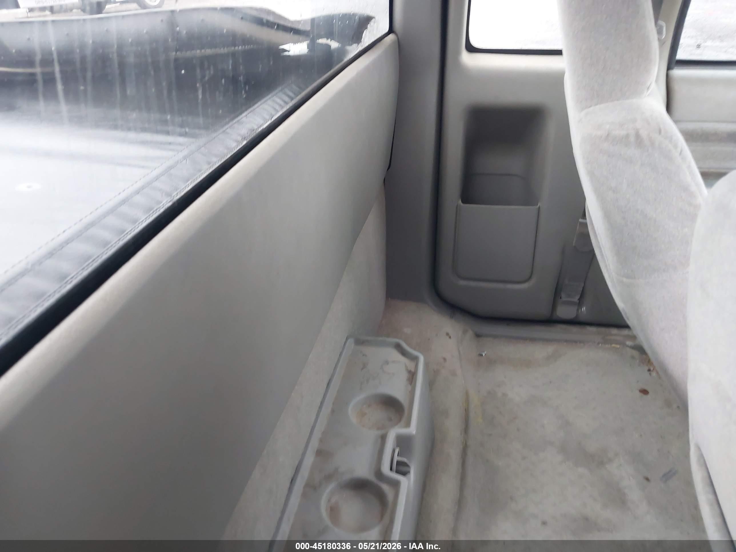 2002 Chevrolet S-10 Ls Черный vin: 1GCCS19WX28236423