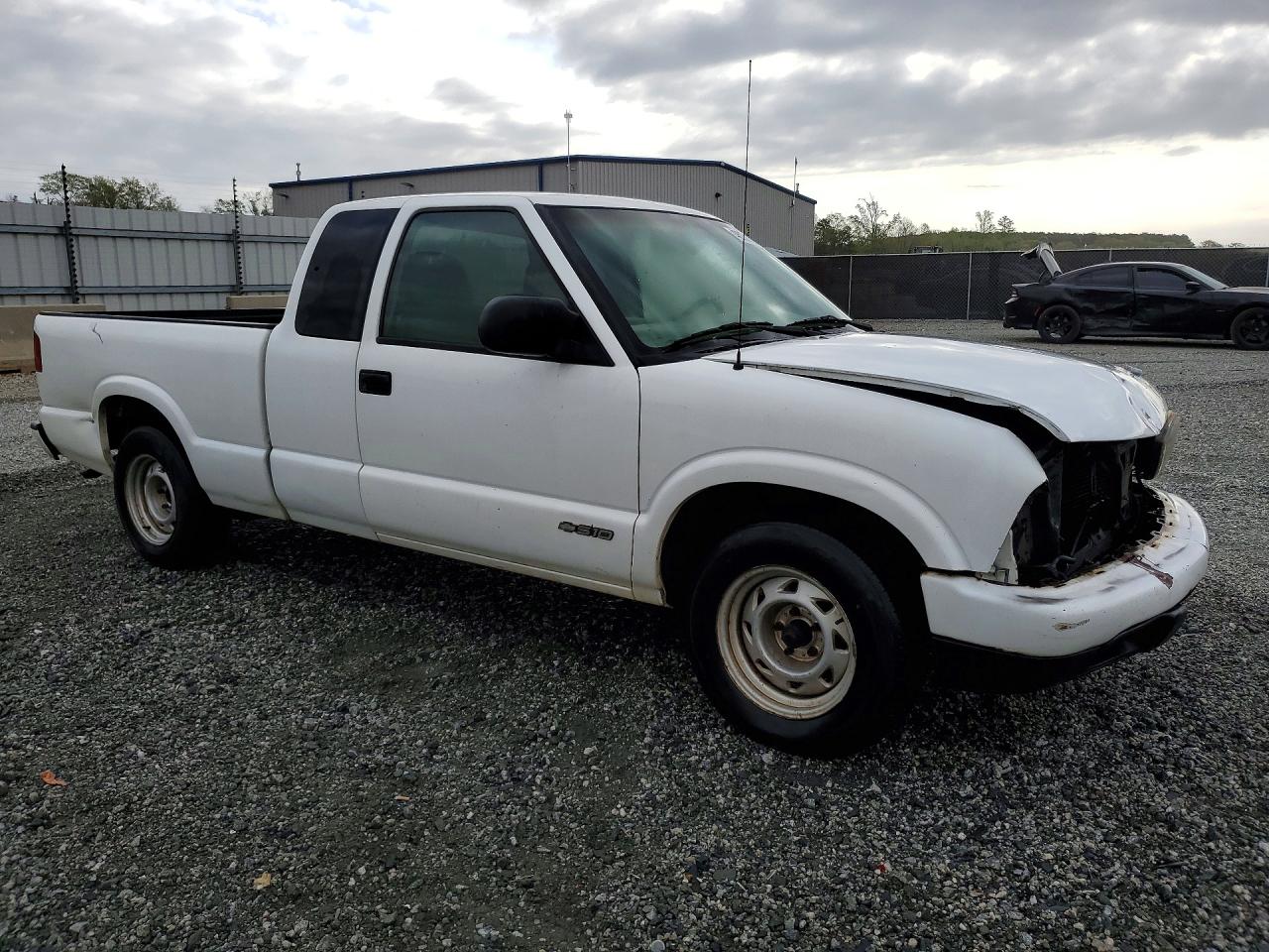2000 Chevrolet S Truck S10 White vin: 1GCCS19WXYK158298
