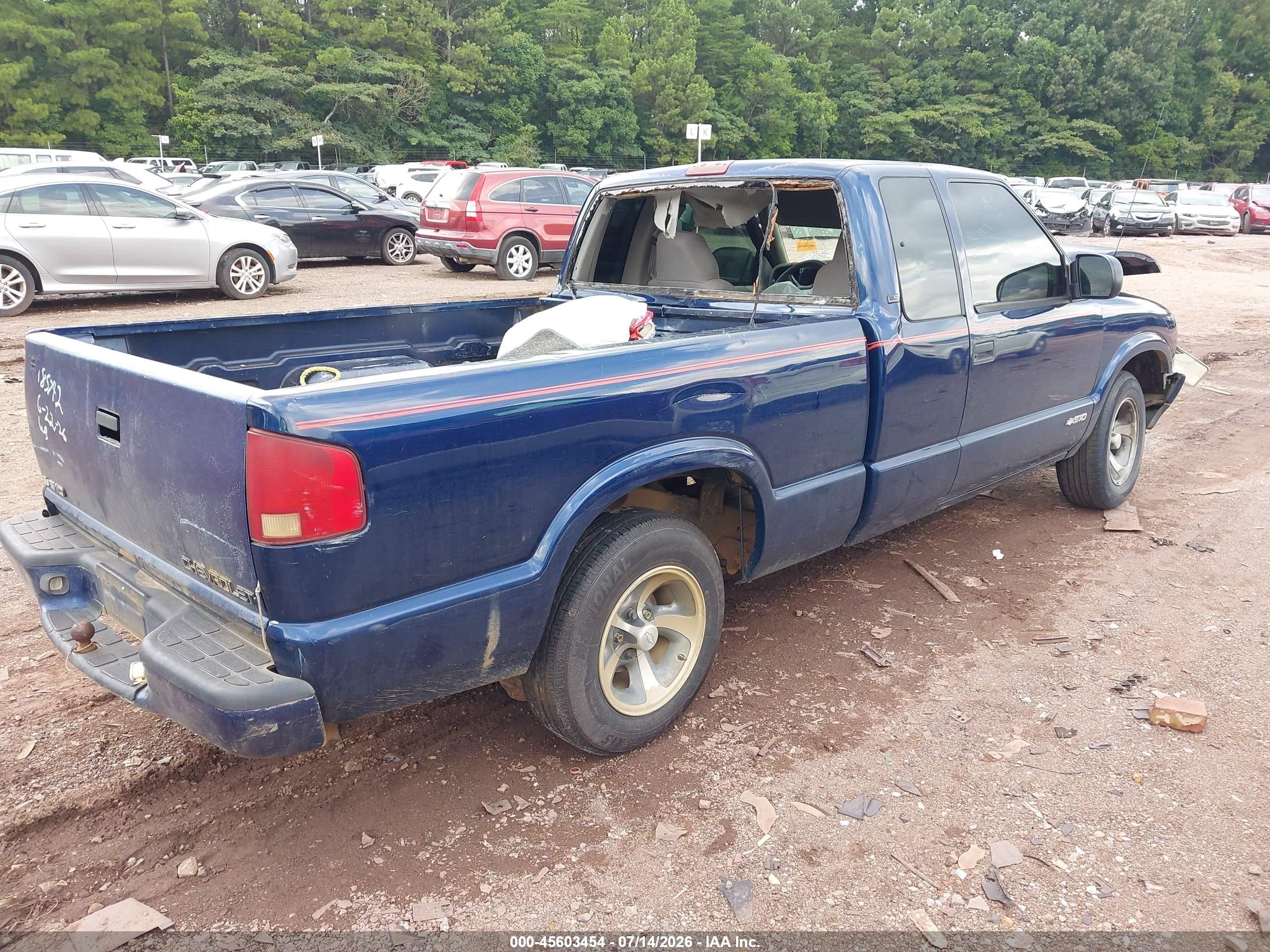 2003 Chevrolet S-10 Ls Blue vin: 1GCCS19X038168739