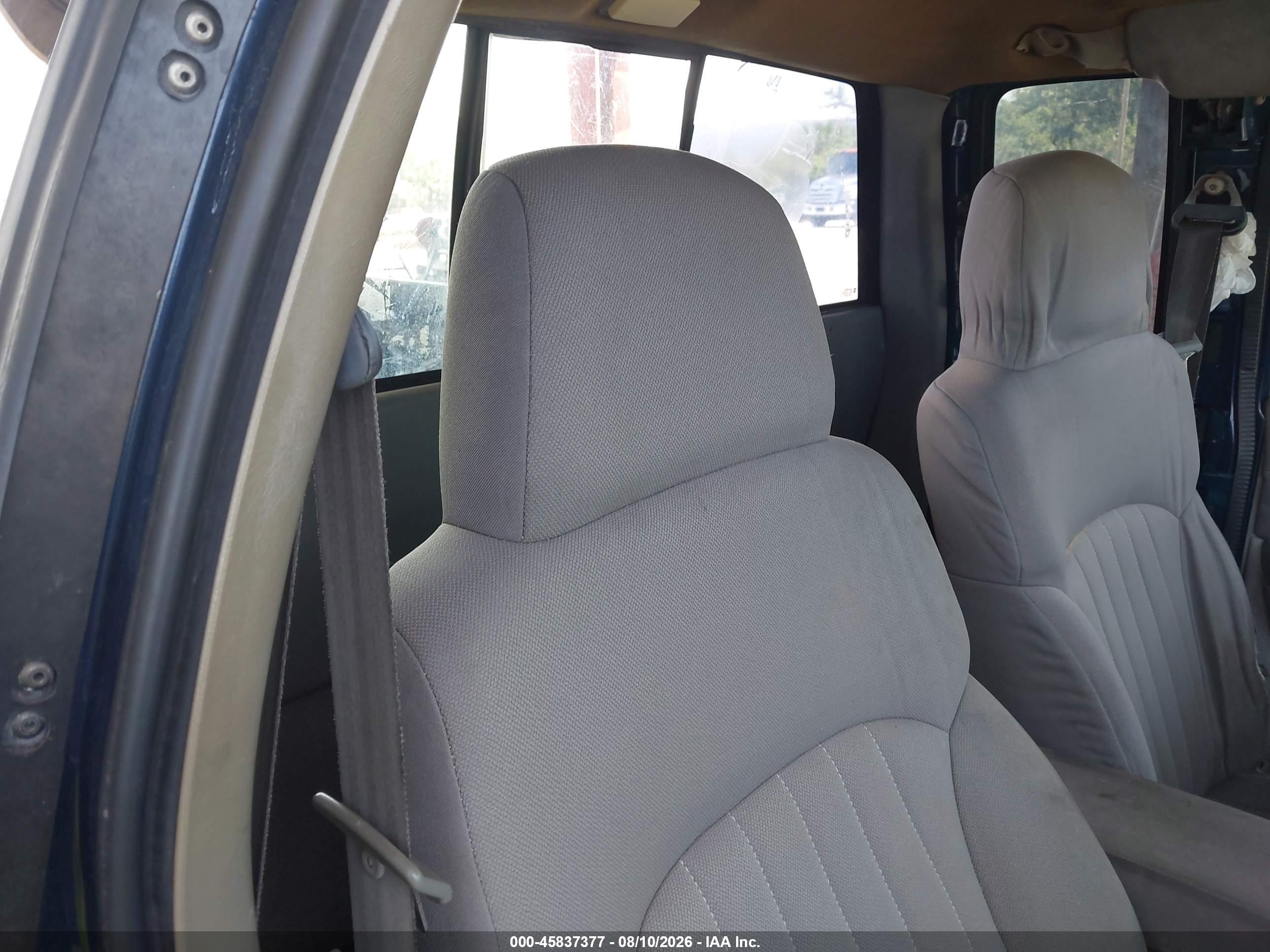 2003 Chevrolet S-10 Ls Blue vin: 1GCCS19X038192183