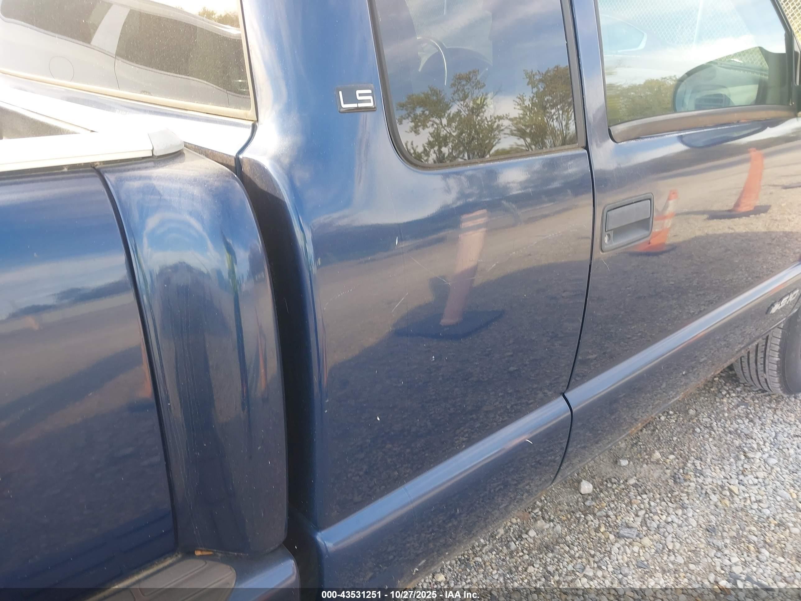 1998 Chevrolet S-10 Ls Sportside Синий vin: 1GCCS19X0W8246263