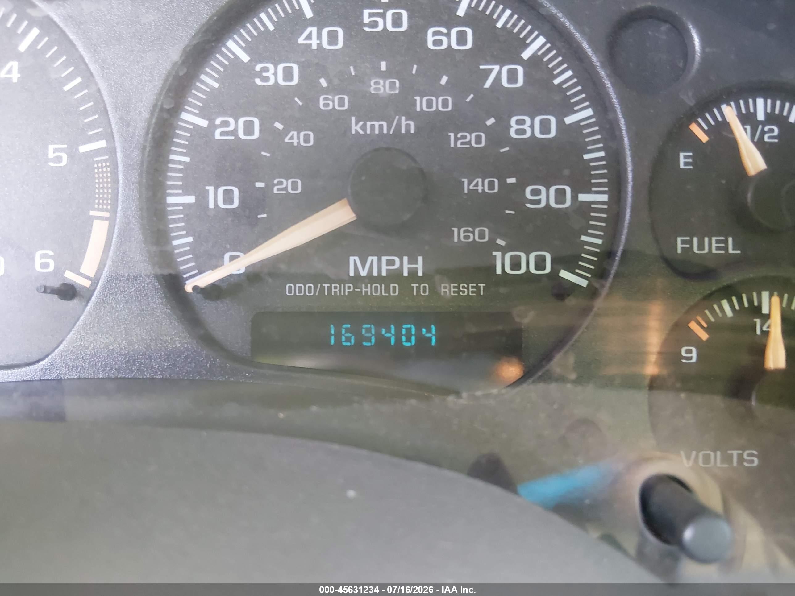 2003 Chevrolet S-10 Ls Золотой vin: 1GCCS19X138106315