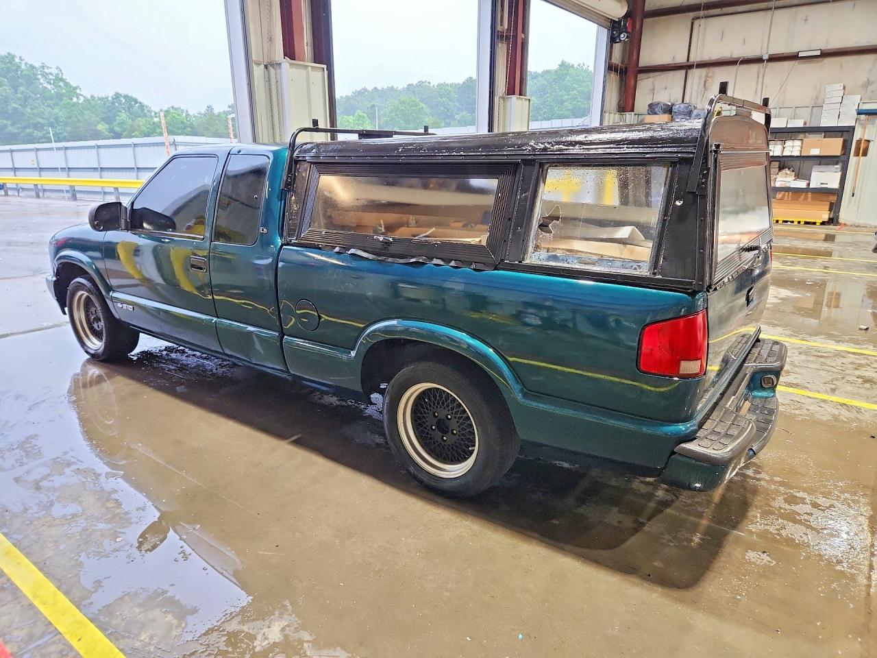 1998 Chevrolet S Truck S10 Teal vin: 1GCCS19X2W8133172