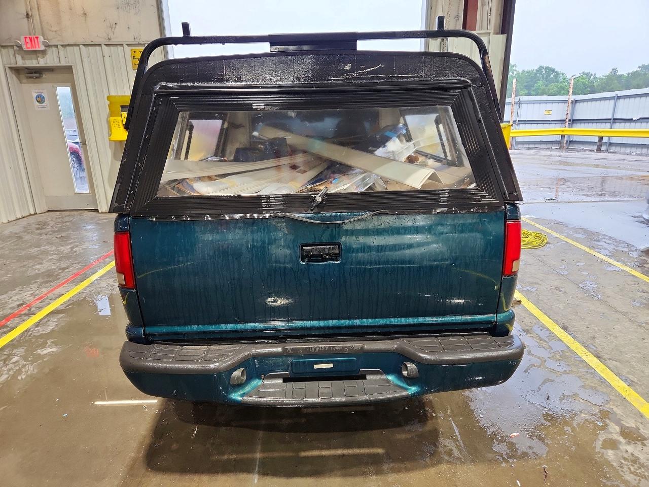 1998 Chevrolet S Truck S10 Teal vin: 1GCCS19X2W8133172