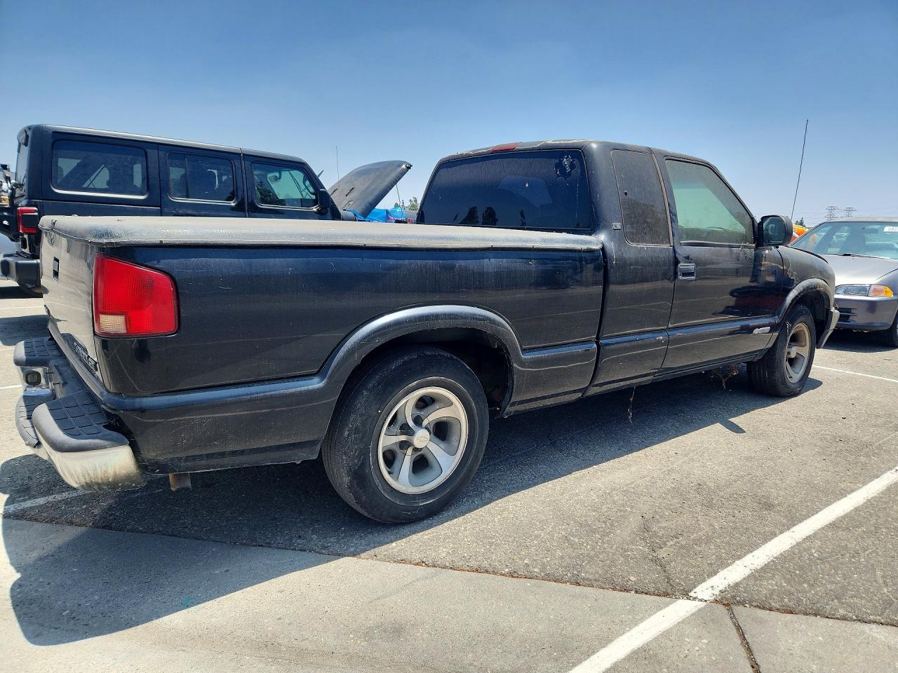 2003 Chevrolet S Truck S10 Black vin: 1GCCS19X338126811