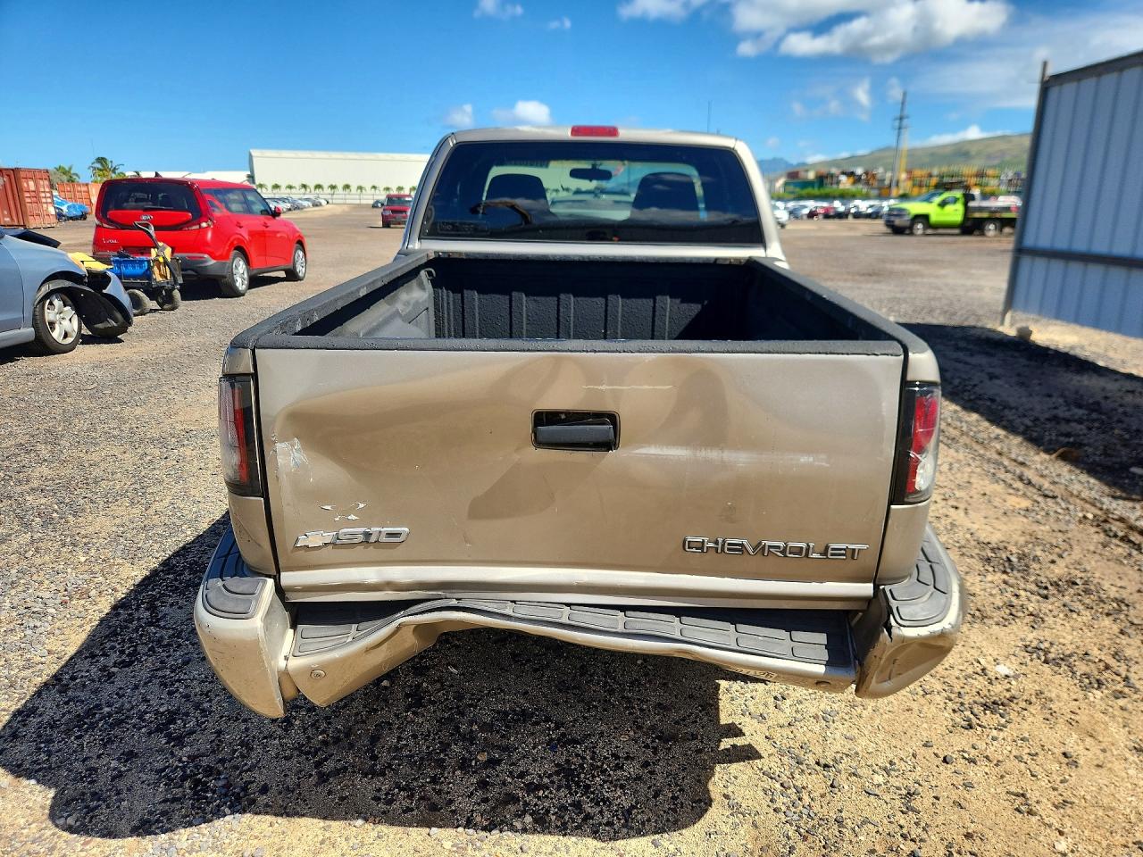 2003 Chevrolet S Truck S10 Gray vin: 1GCCS19X338280970