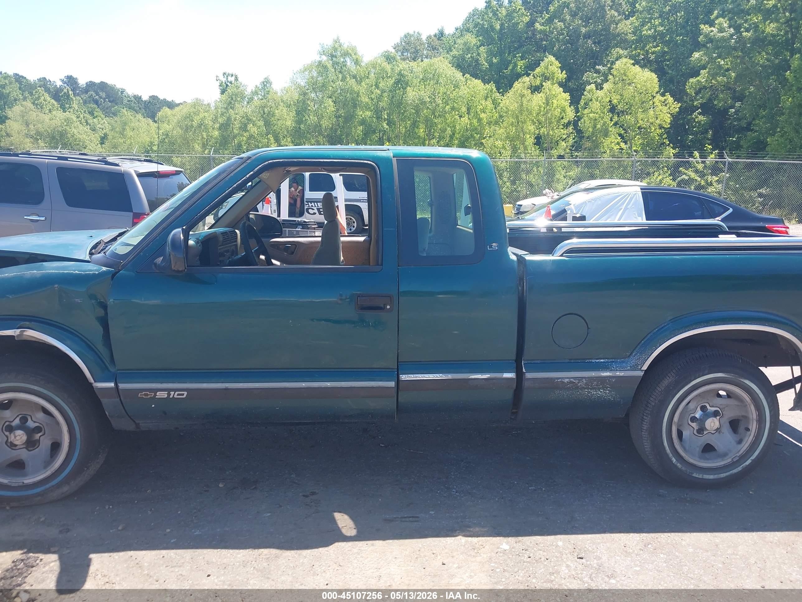 1997 Chevrolet S-10 Ls Fleetside Green vin: 1GCCS19X3VK249451