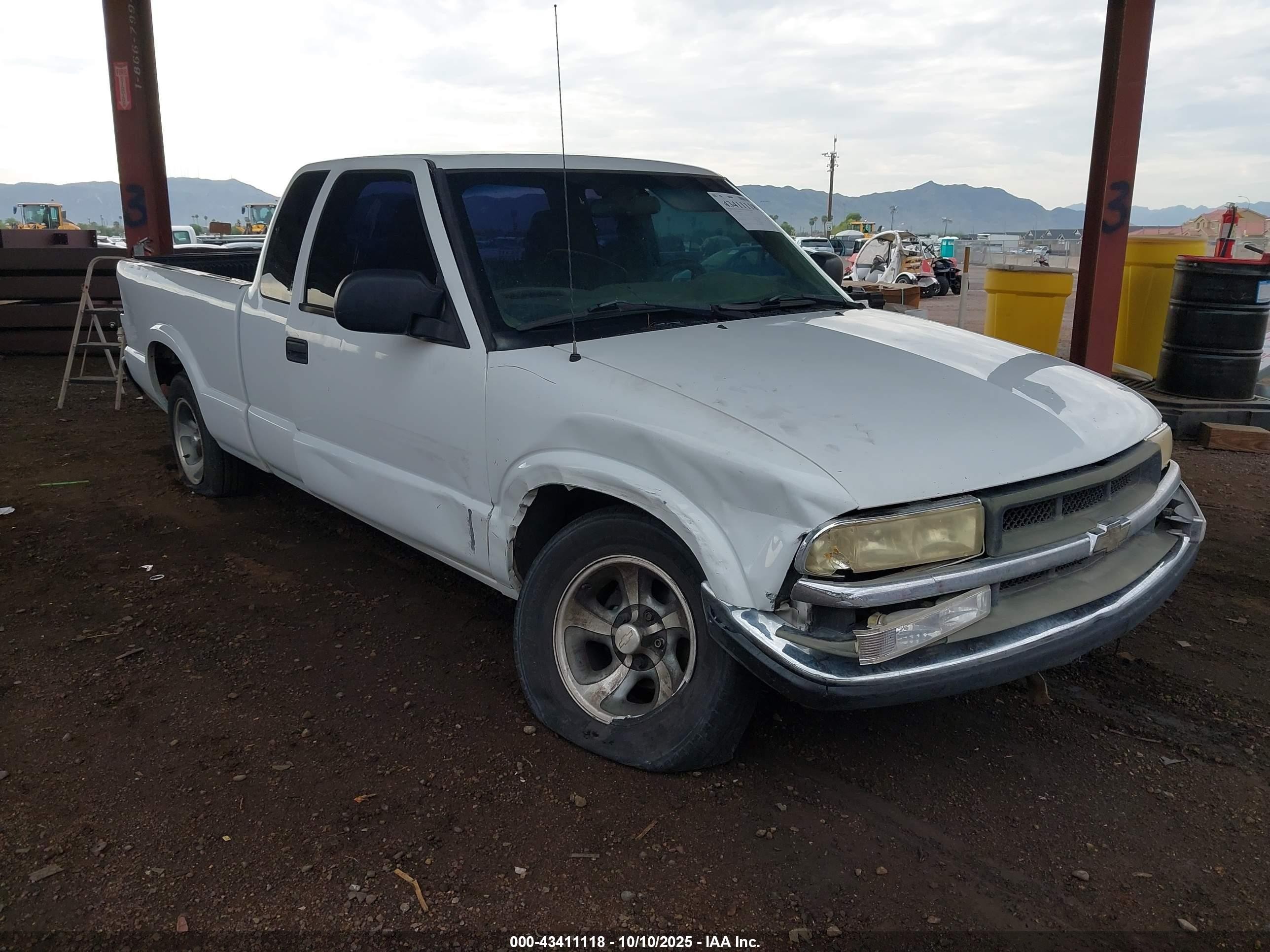 1GCCS19X438144640