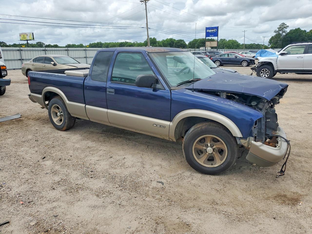 1999 Chevrolet S Truck S10 Two Tone vin: 1GCCS19X4X8210769