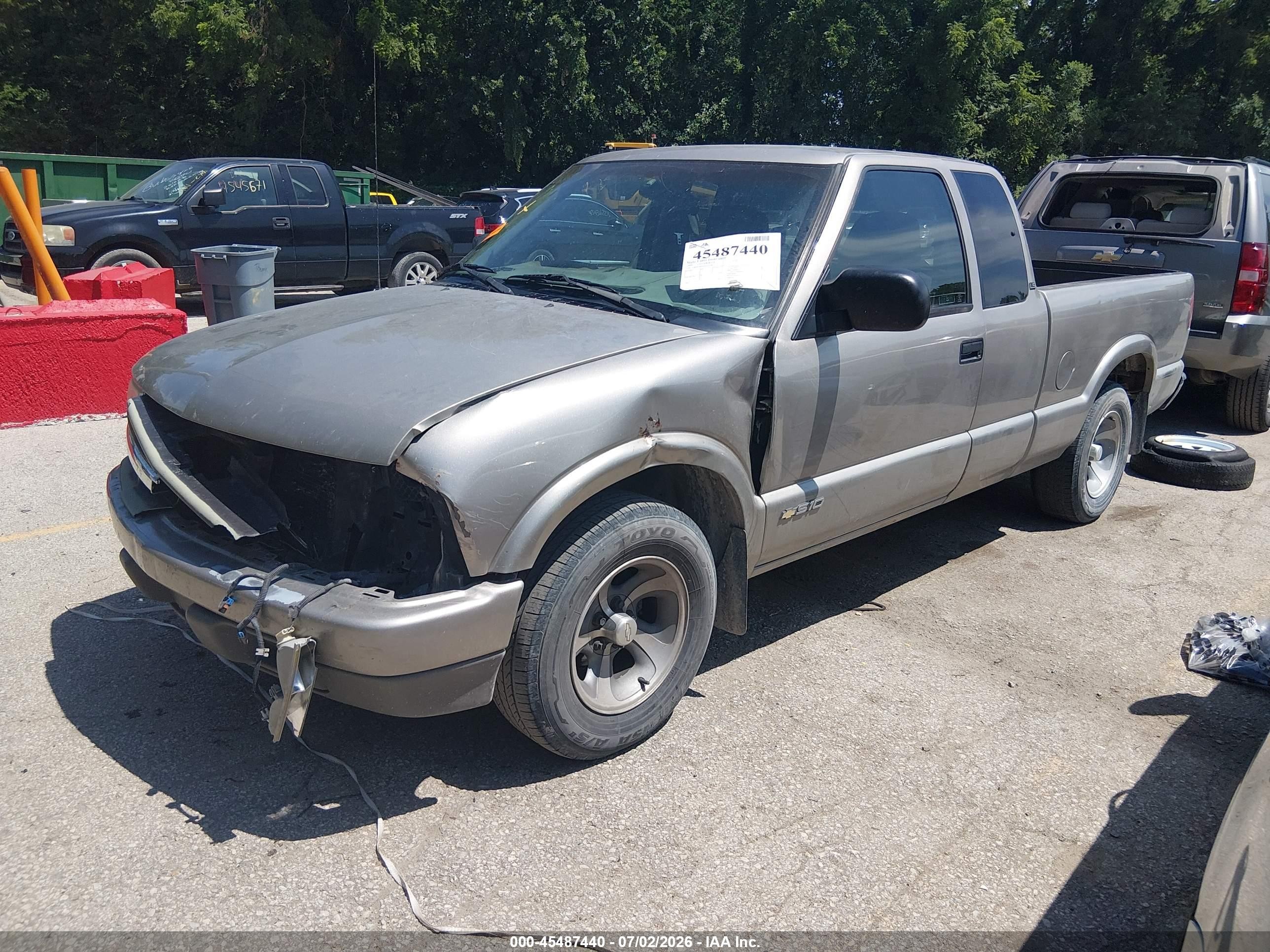 1999 Chevrolet S-10 Ls Gray vin: 1GCCS19X4XK217238