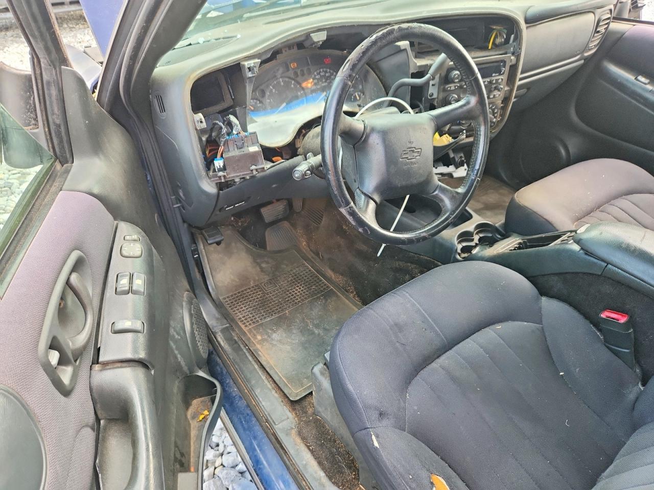 2003 Chevrolet S Truck S10 Blue vin: 1GCCS19X538178439