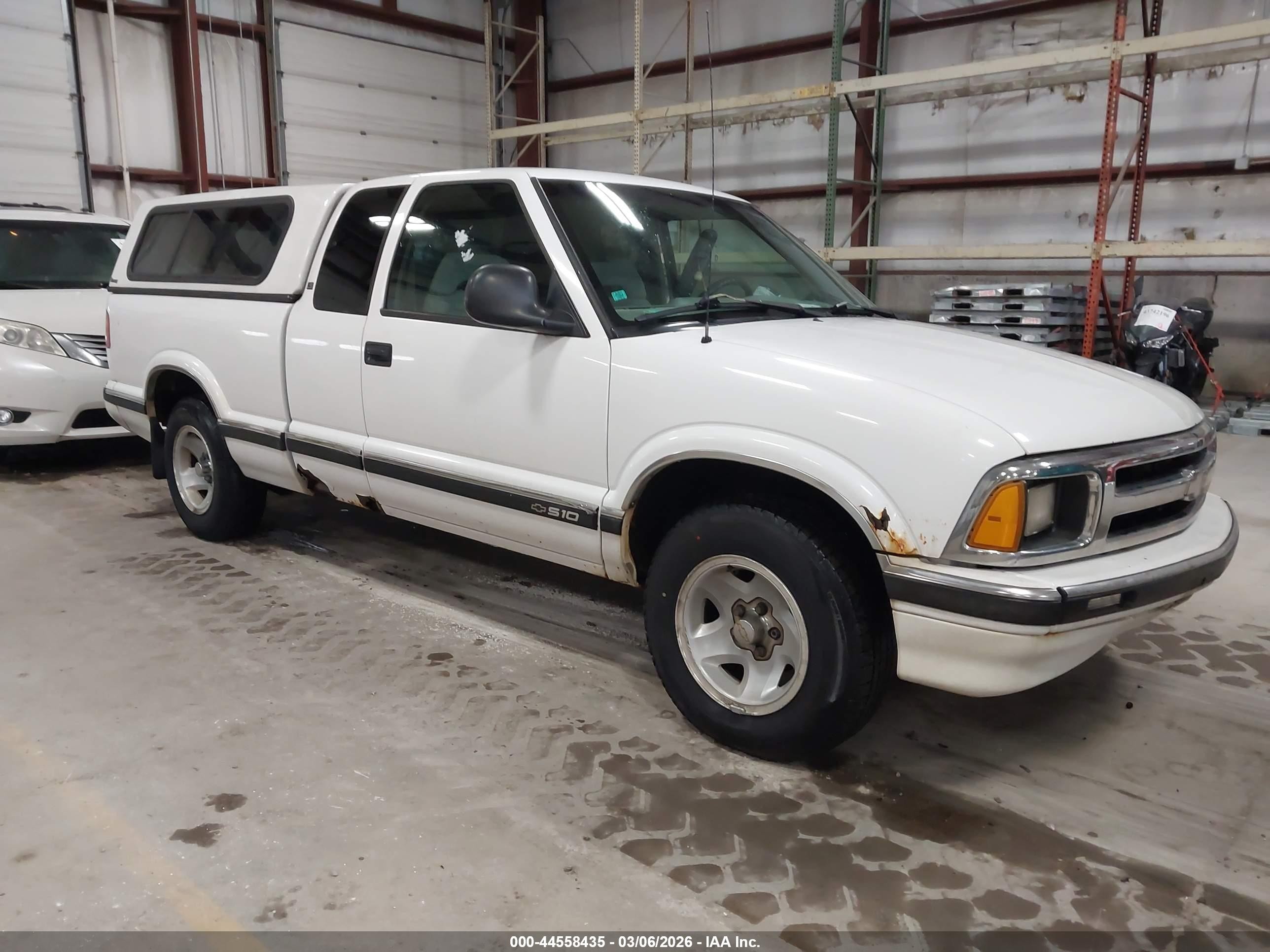 1GCCS19X5V8181053
