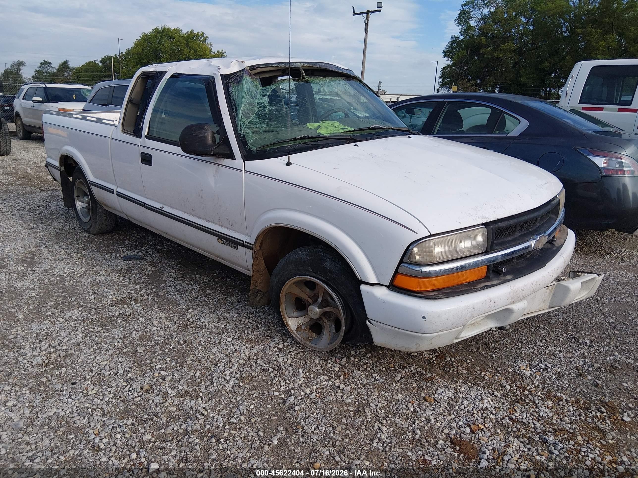 1998 Chevrolet S-10 Ls Белый vin: 1GCCS19X5W8102465