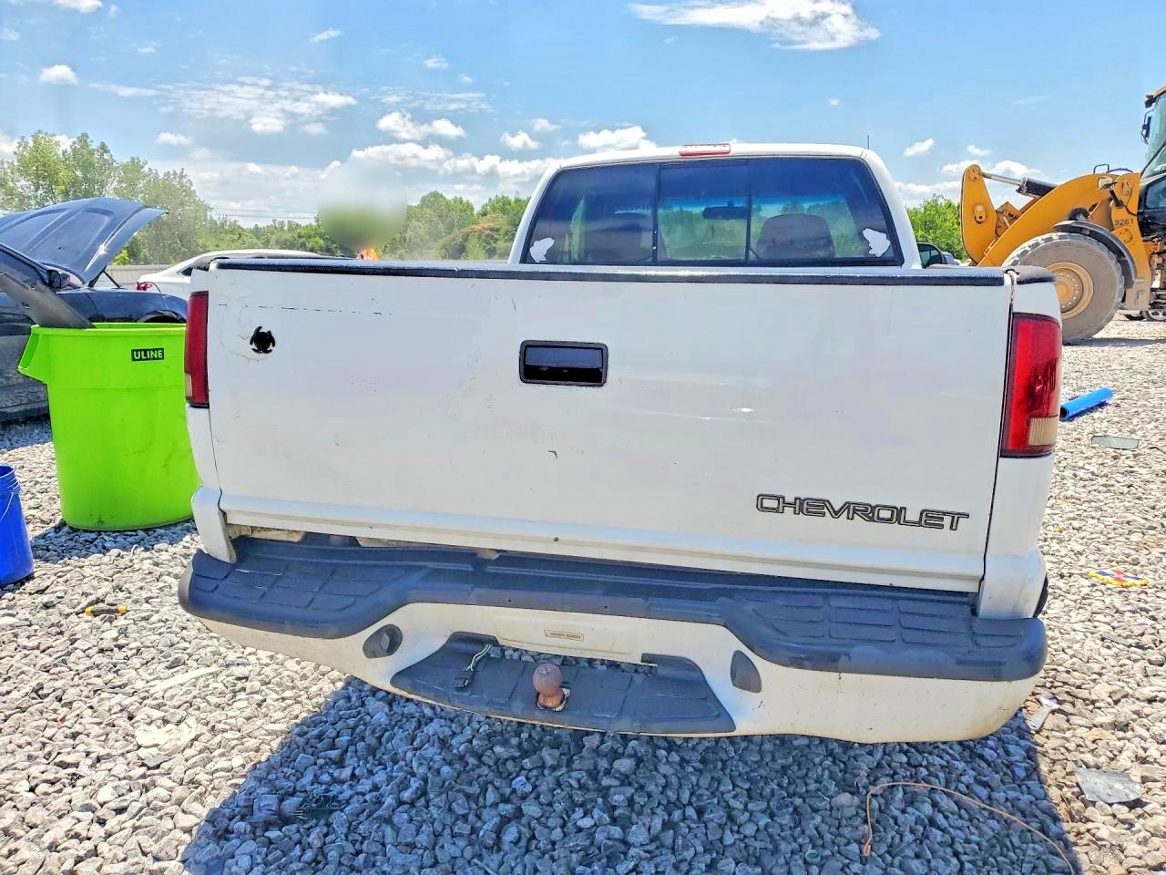 1998 Chevrolet S Truck S10 Белый vin: 1GCCS19X5W8161645