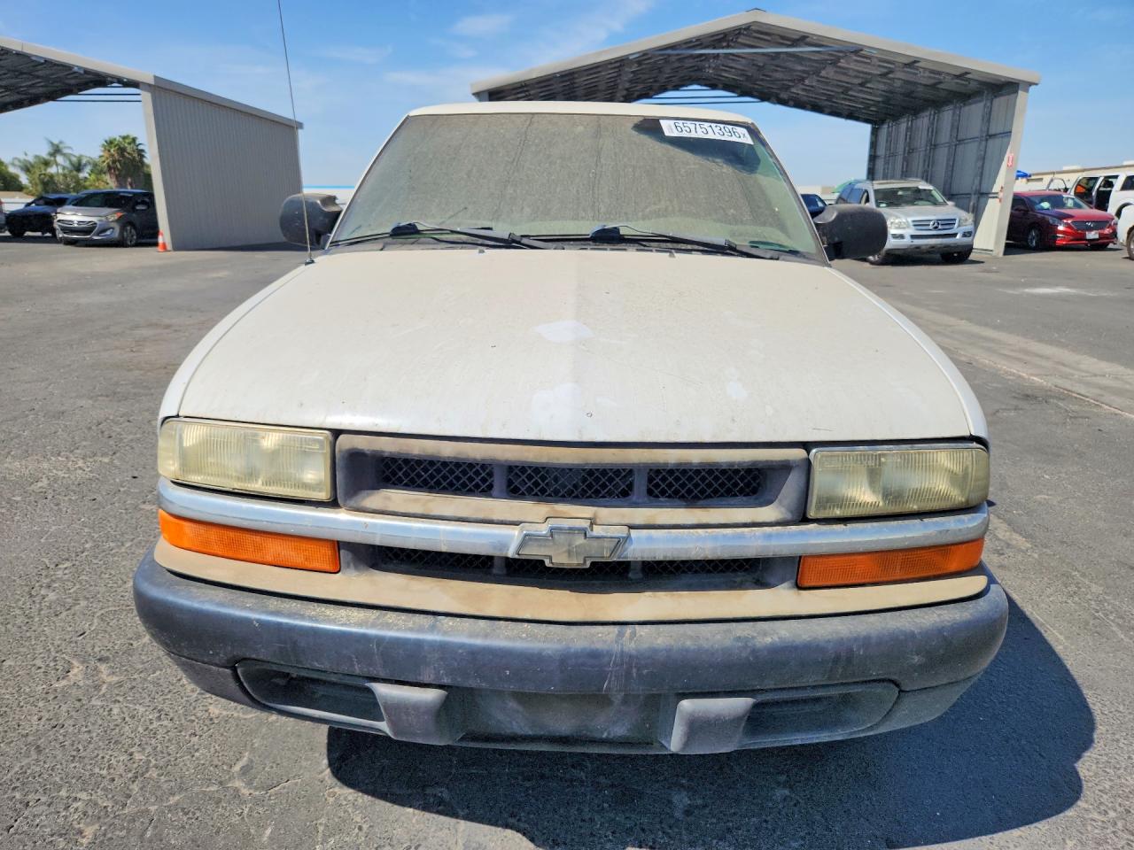 2003 Chevrolet S Truck S10 White vin: 1GCCS19X638214560