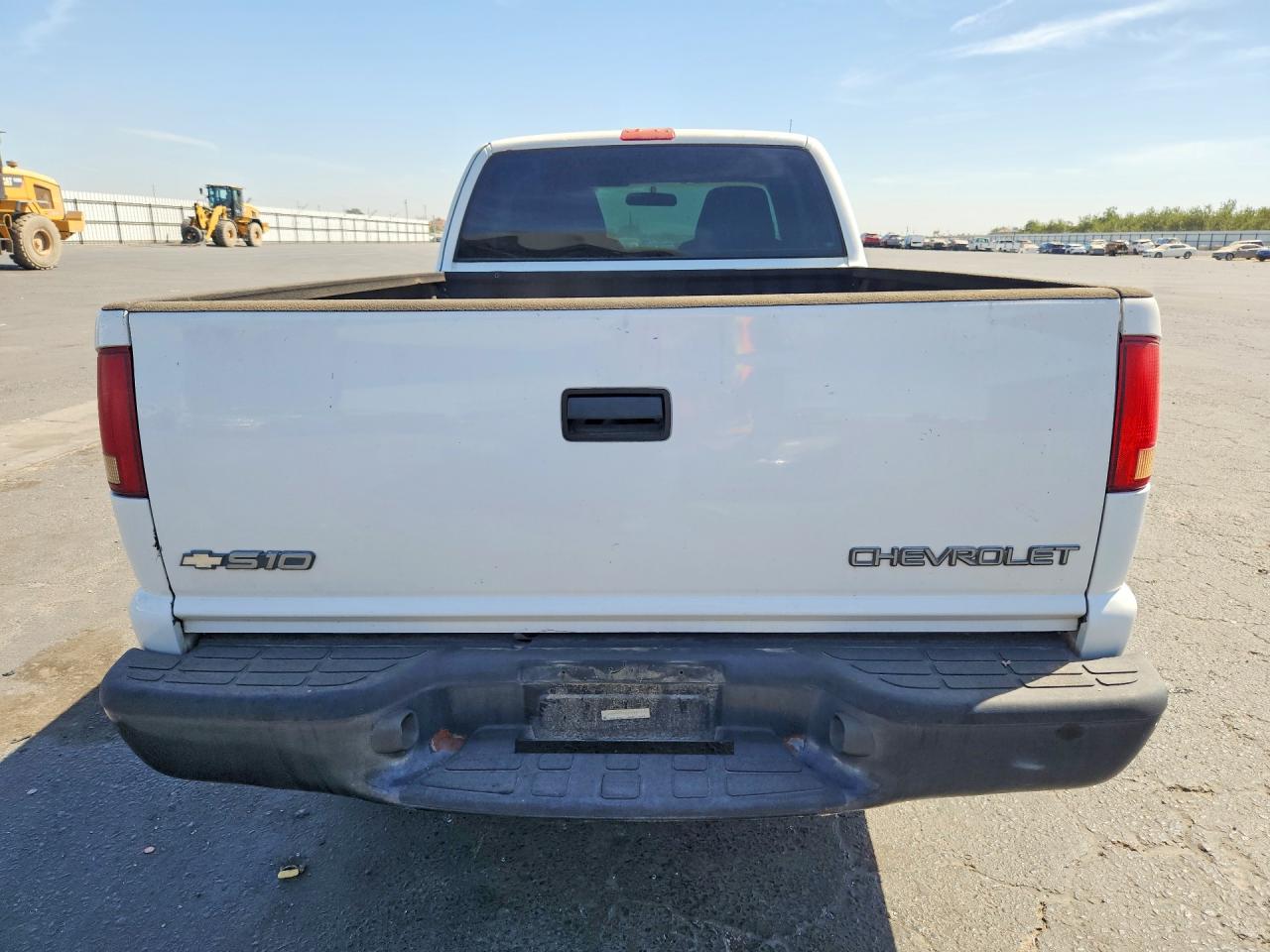 2003 Chevrolet S Truck S10 White vin: 1GCCS19X638214560