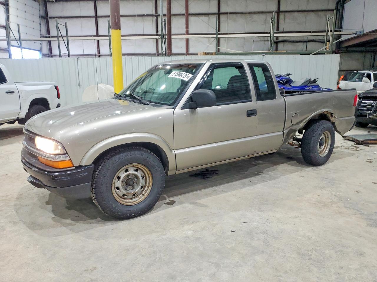 2003 Chevrolet S Truck S10 Tan vin: 1GCCS19X638230998
