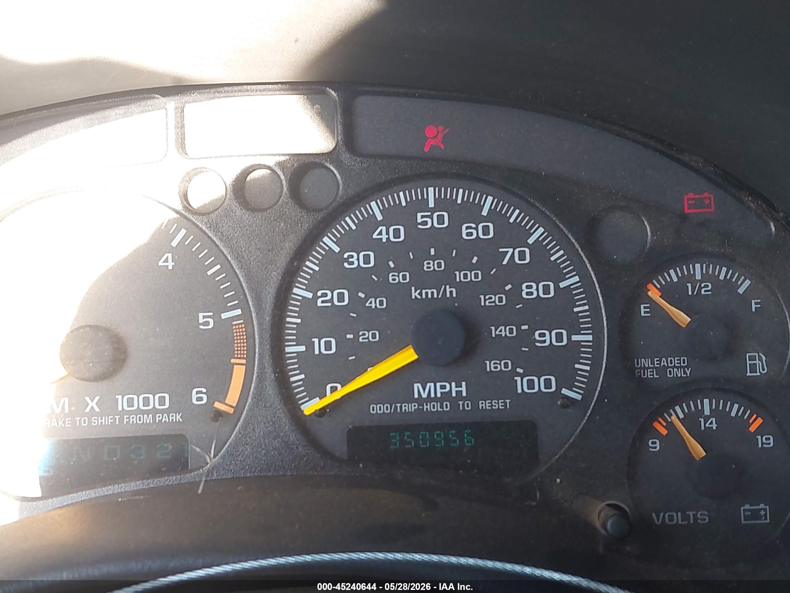 1998 Chevrolet S-10 Ls Fleetside Gold vin: 1GCCS19X6W8119923
